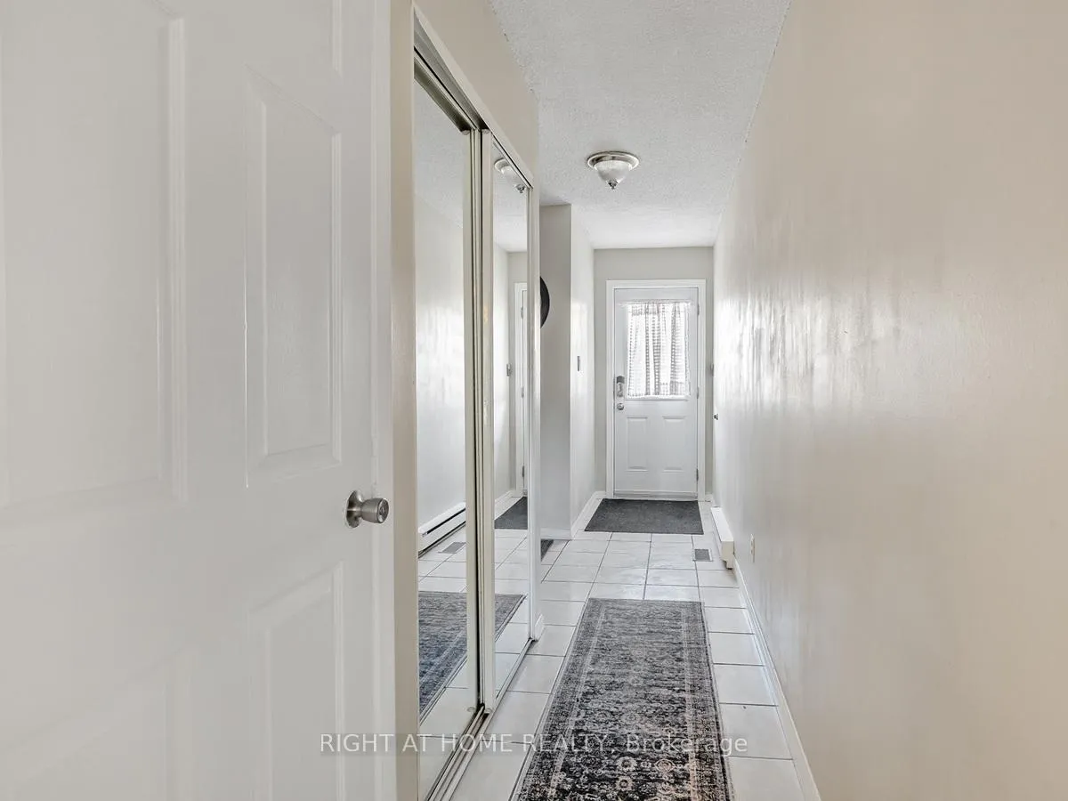 Photo 6 of 2 Parker Crescent, Ajax, South East — HOMEH