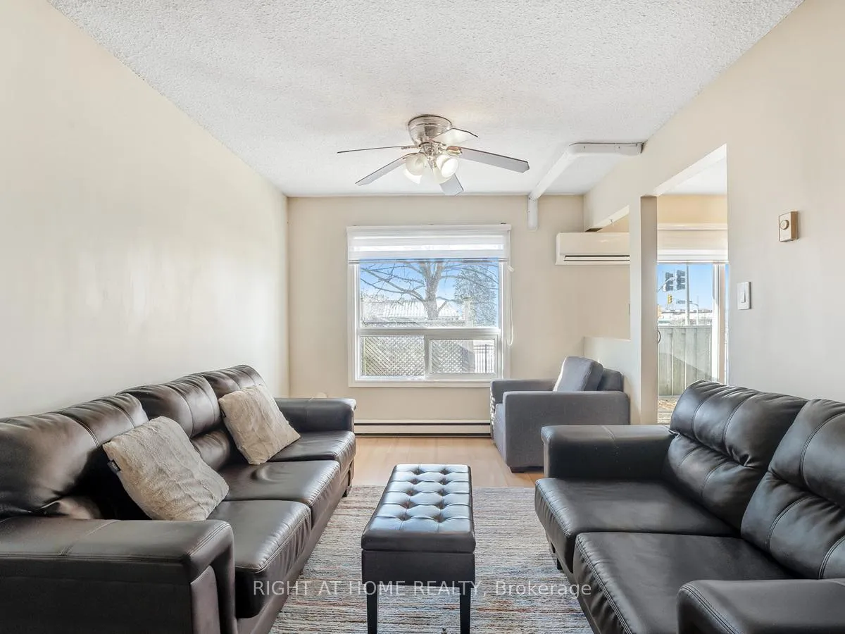 Photo 8 of 2 Parker Crescent, Ajax, South East — HOMEH