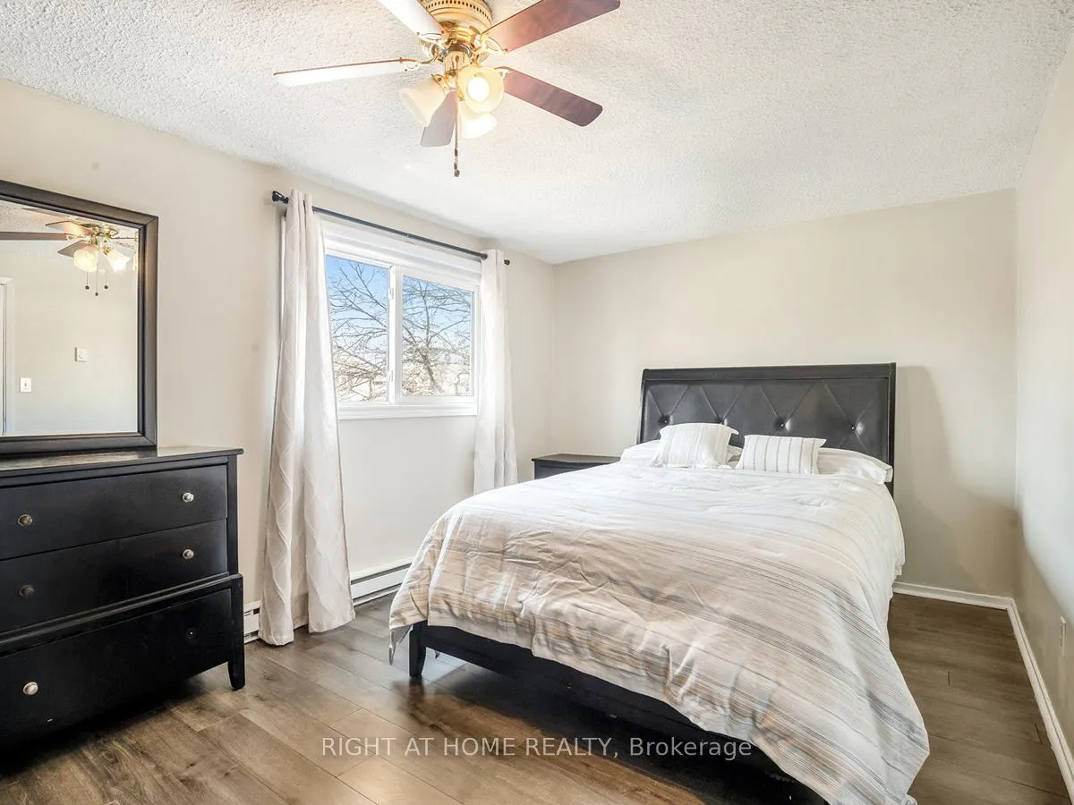Photo 18 of 2 Parker Crescent, Ajax, South East — HOMEH