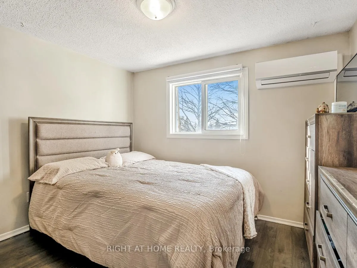 Photo 22 of 2 Parker Crescent, Ajax, South East — HOMEH