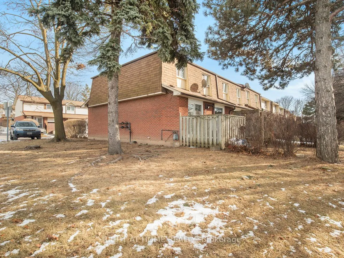 Photo 31 of 2 Parker Crescent, Ajax, South East — HOMEH