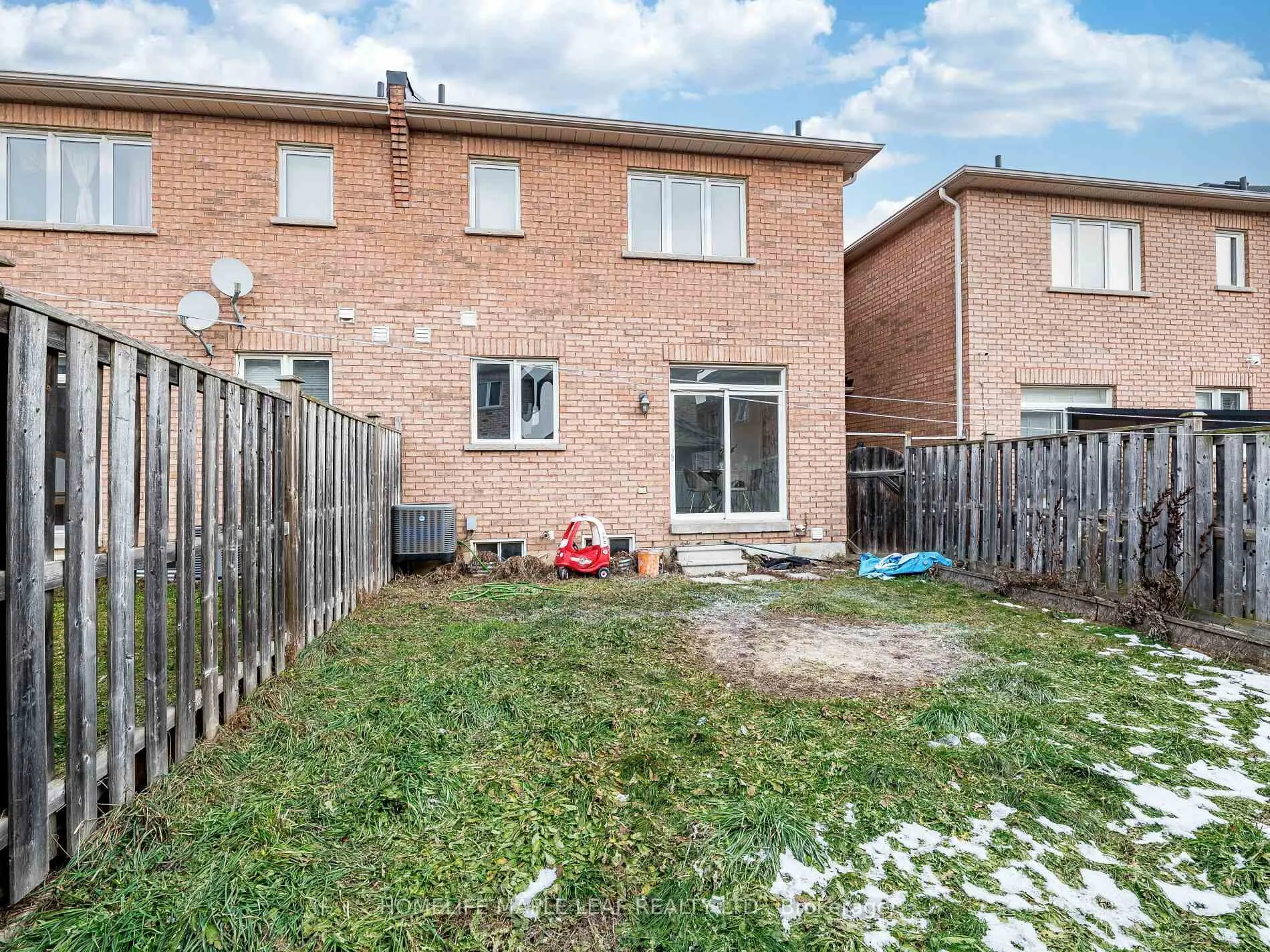 Photo 46 of 10 Eaglefield Gate, Brampton, Fletcher's Meadow — HOMEH