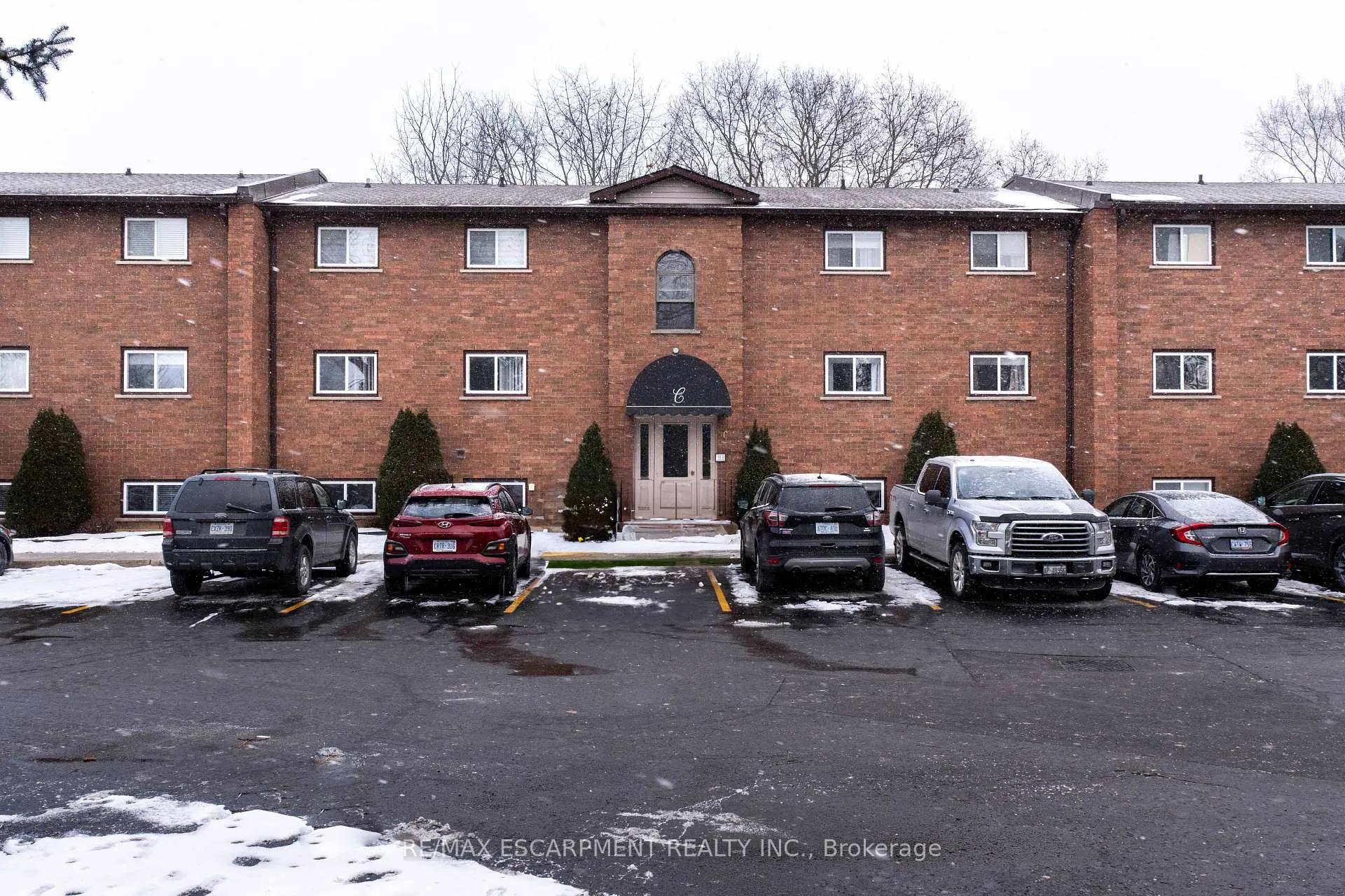 Photo 2 of Unit 202C, 213 Sydenham Street, Brant, Brantford Twp — HOMEH