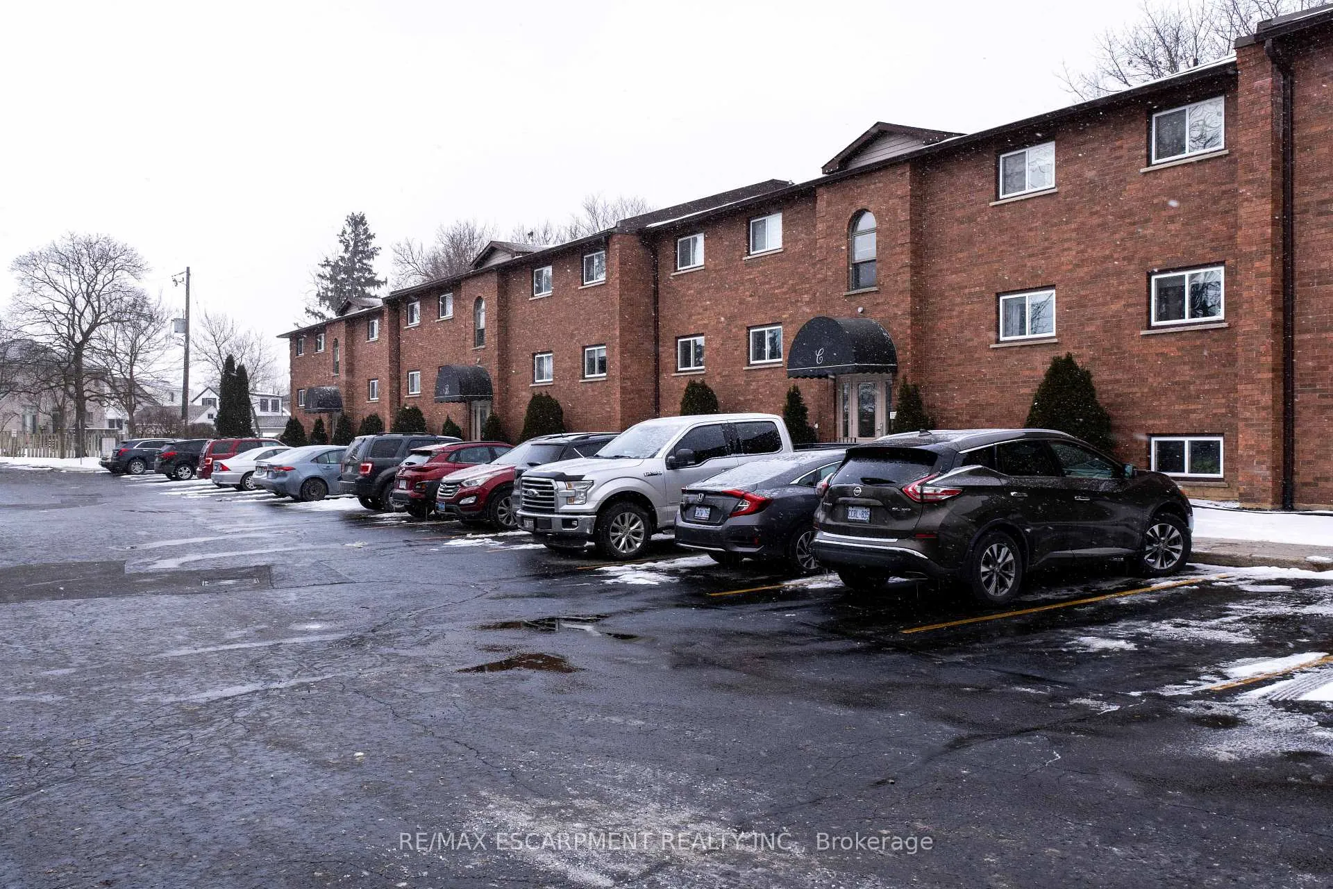 Photo 4 of Unit 202C, 213 Sydenham Street, Brant, Brantford Twp — HOMEH