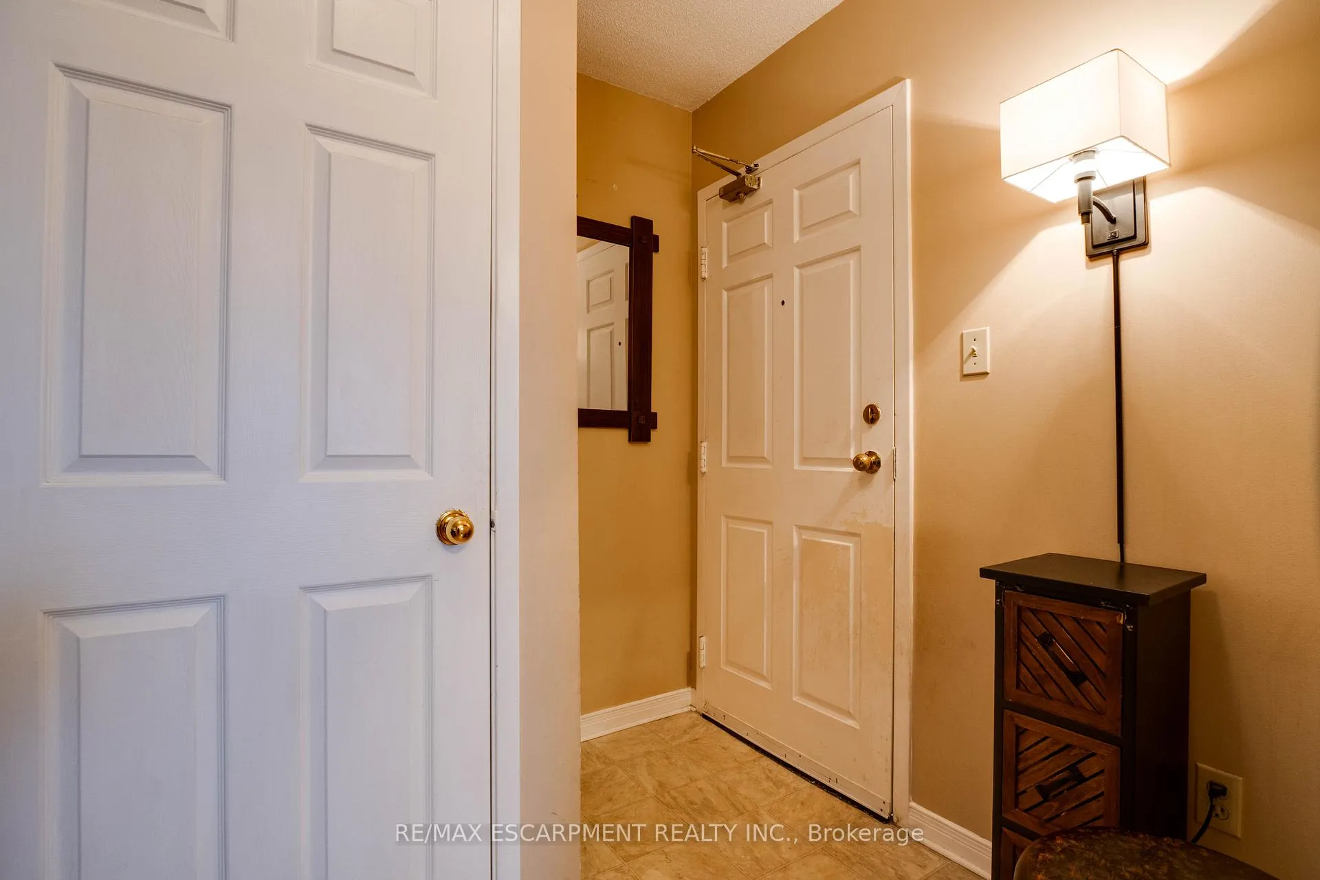 Photo 7 of Unit 202C, 213 Sydenham Street, Brant, Brantford Twp — HOMEH