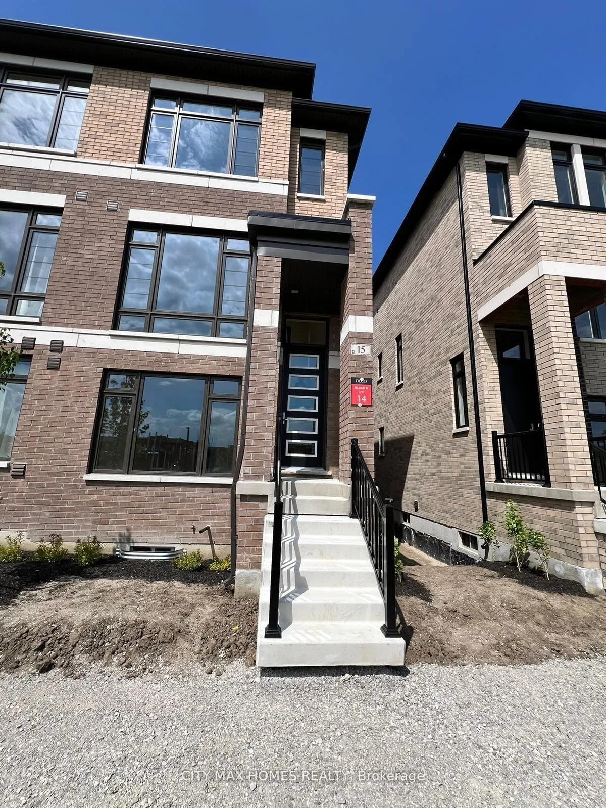 Photo 10 of 15 Cherry Hill Lane, Barrie, Painswick South — HOMEH