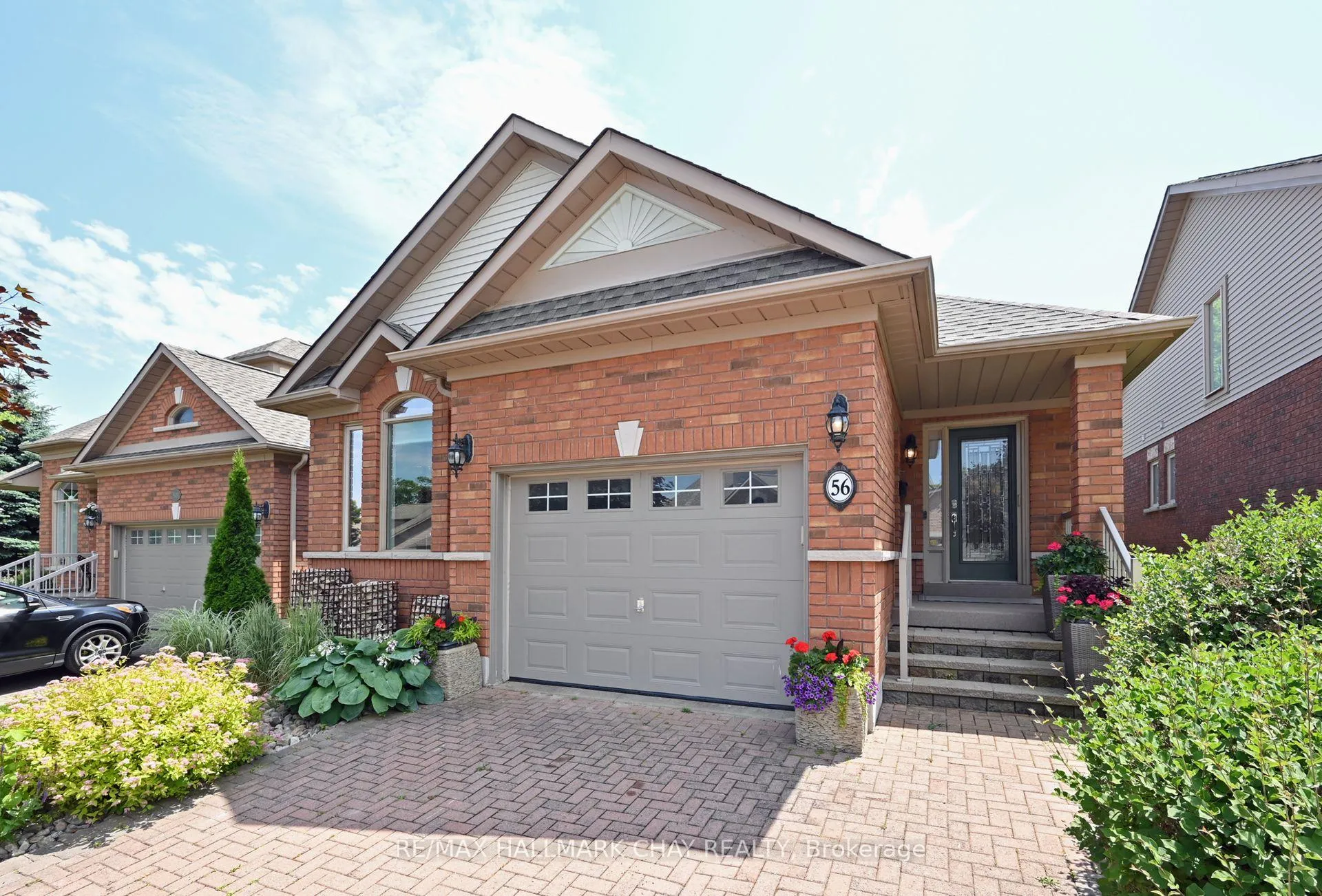 Photo 2 of 56 Via Amici, New Tecumseth, Alliston — HOMEH