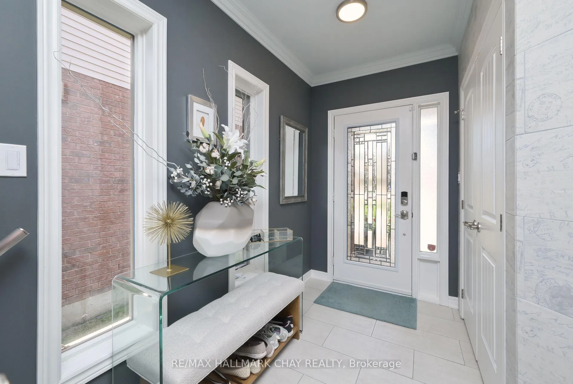 Photo 4 of 56 Via Amici, New Tecumseth, Alliston — HOMEH