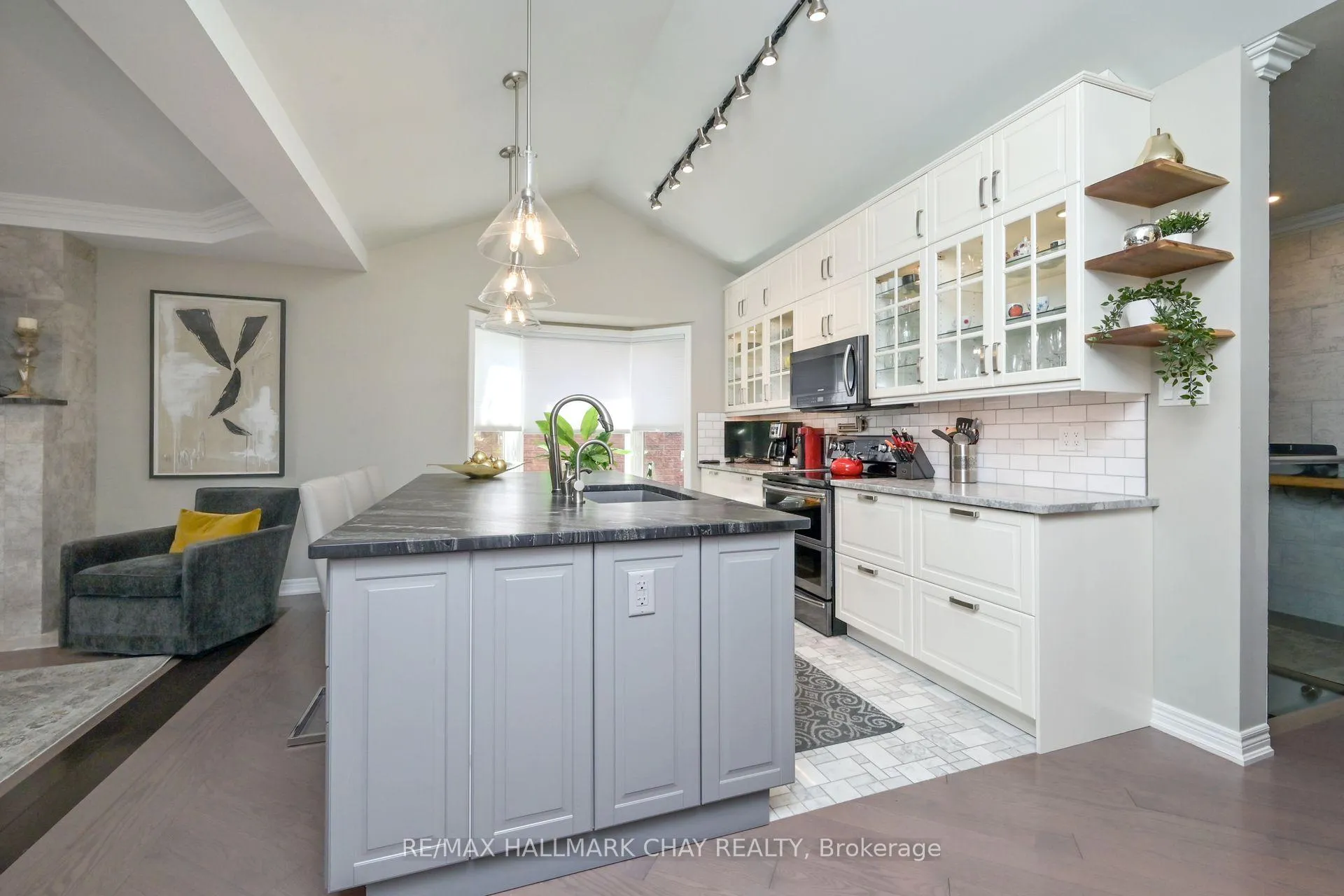 Photo 15 of 56 Via Amici, New Tecumseth, Alliston — HOMEH