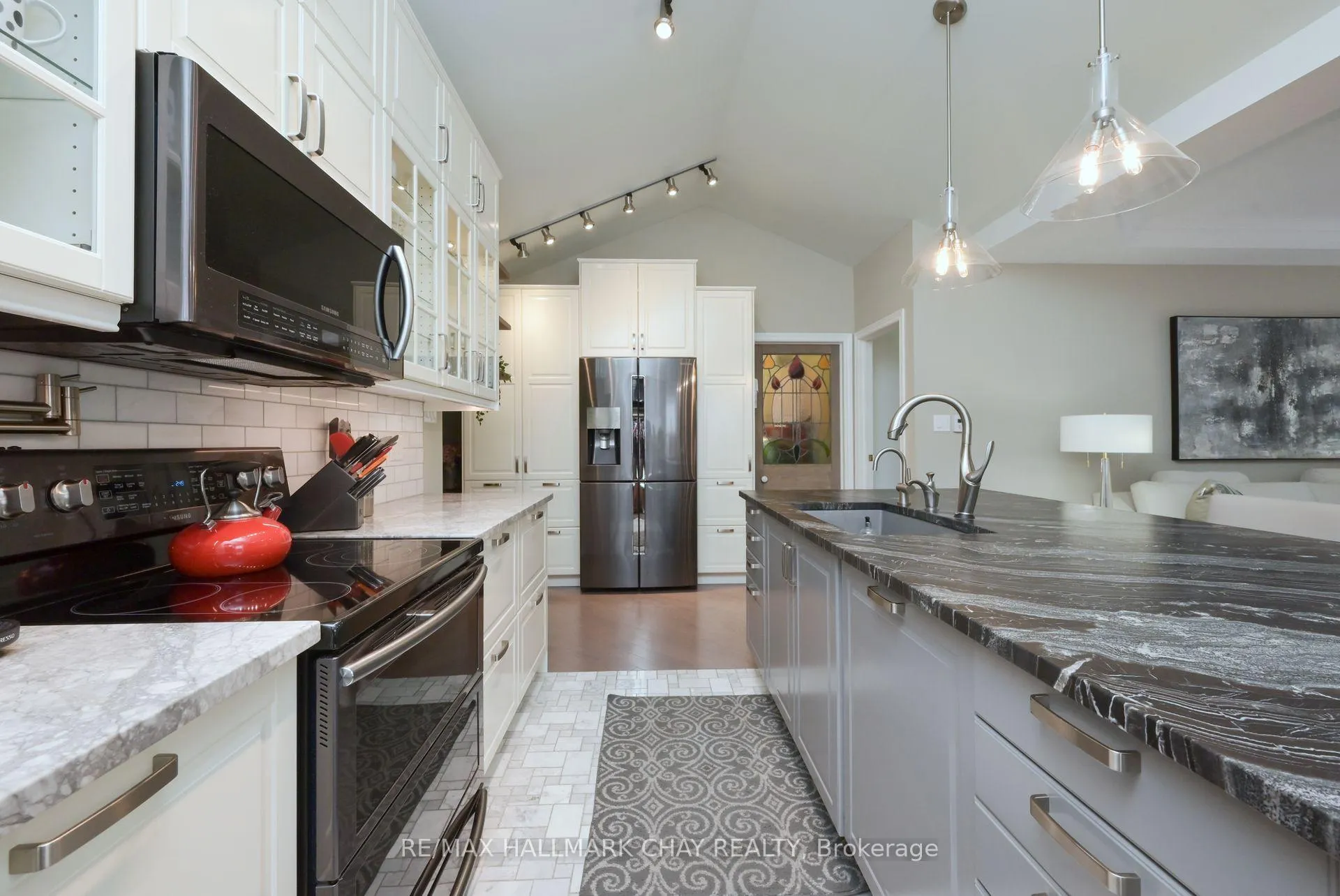 Photo 20 of 56 Via Amici, New Tecumseth, Alliston — HOMEH