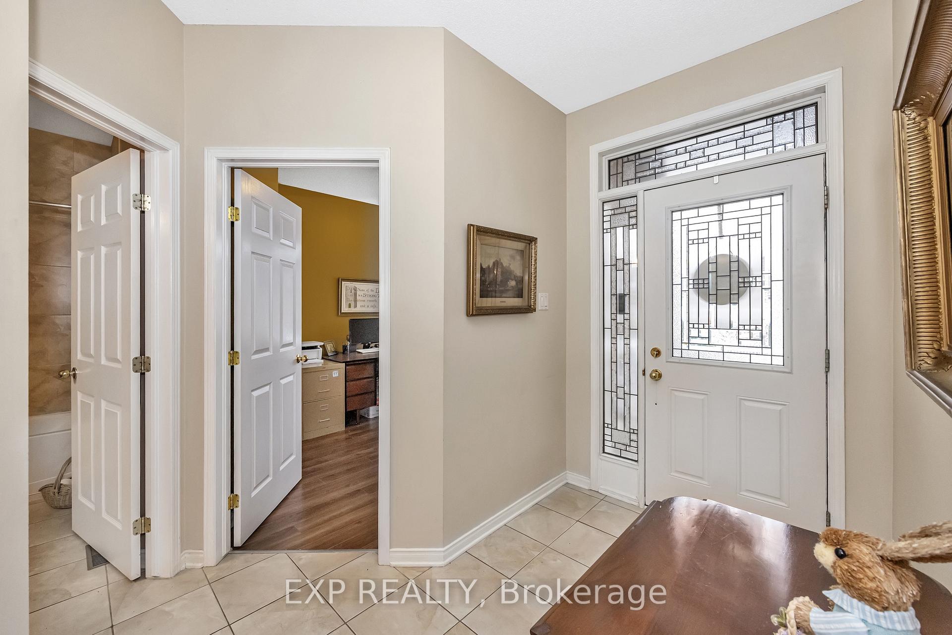 Photo 5 of 108 Maple Key, Ottawa, Blossom Park/Kemp Park/Findlay Creek — HOMEH