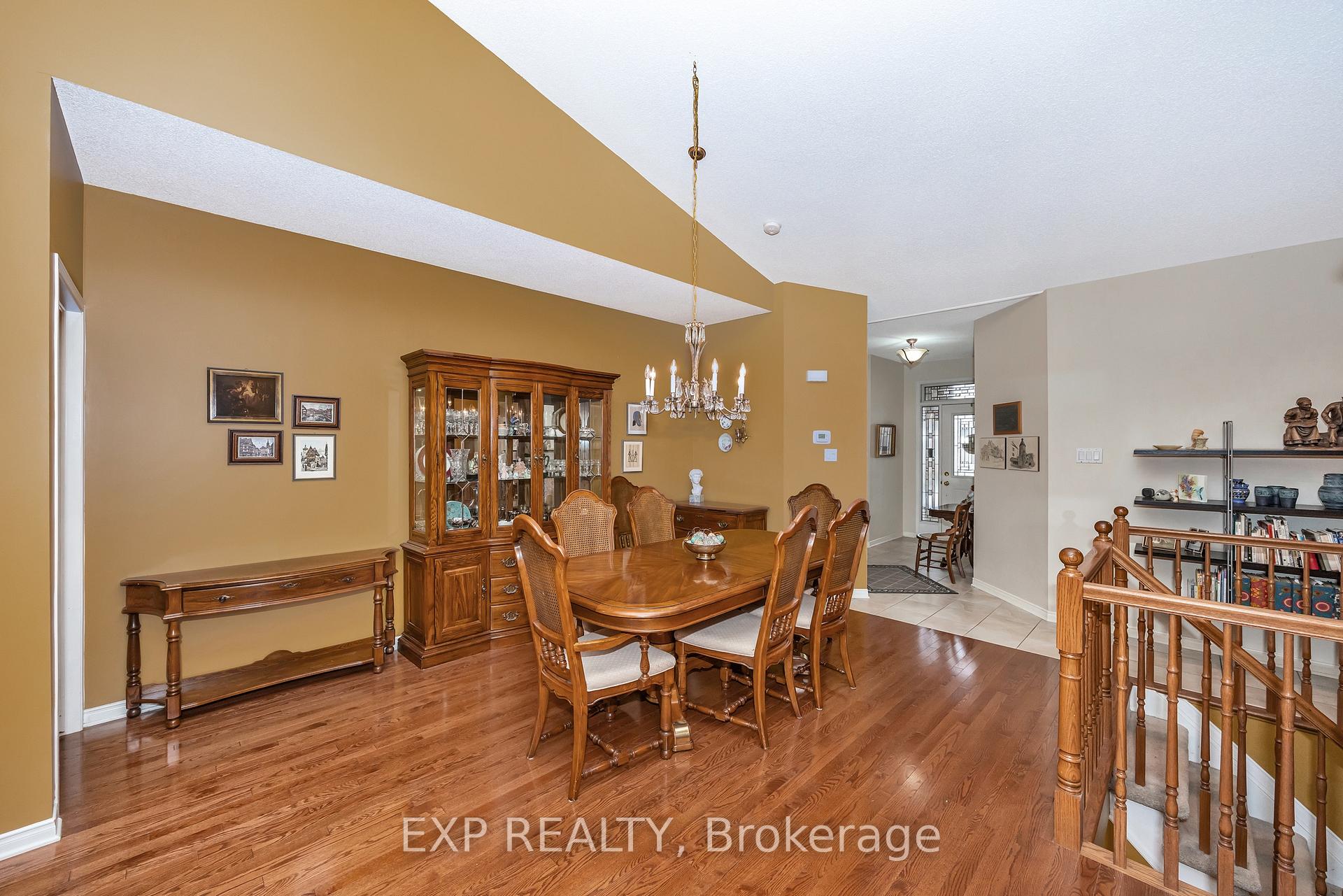 Photo 9 of 108 Maple Key, Ottawa, Blossom Park/Kemp Park/Findlay Creek — HOMEH