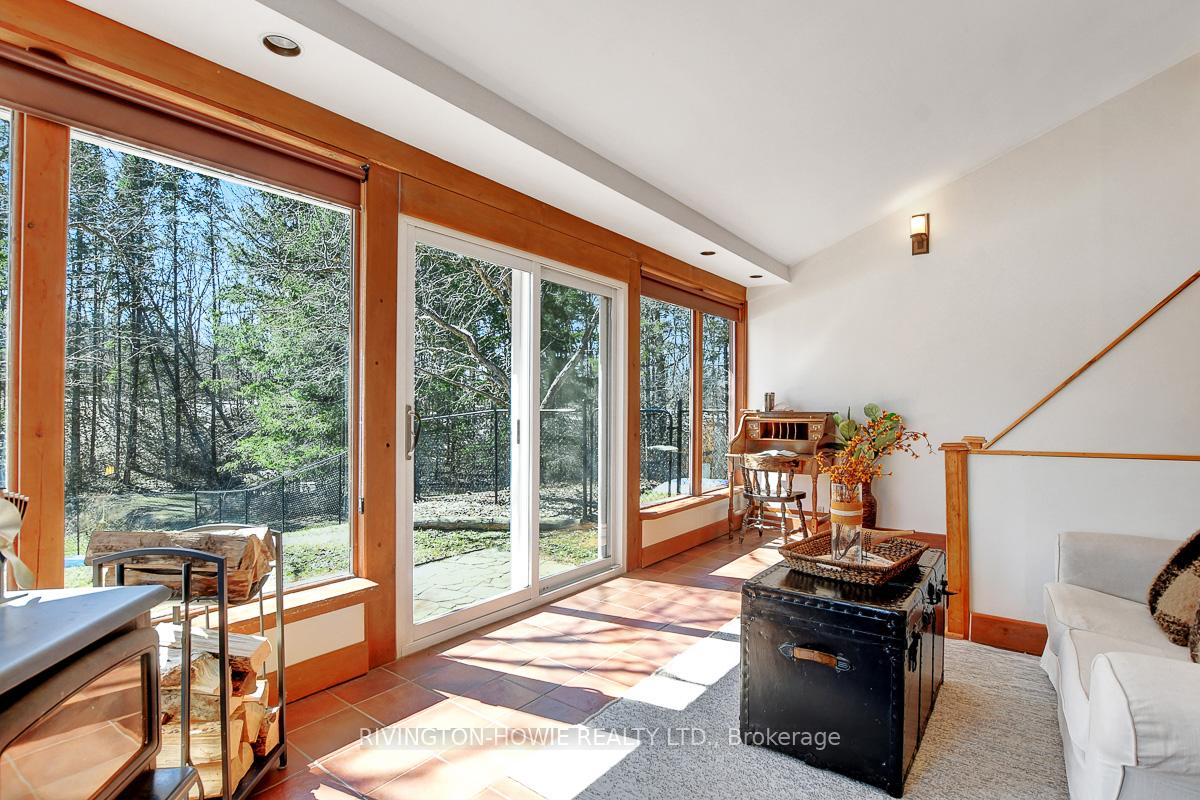 Photo 9 of 1201 Thomas A Dolan Parkway, Ottawa, Dunrobin — HOMEH