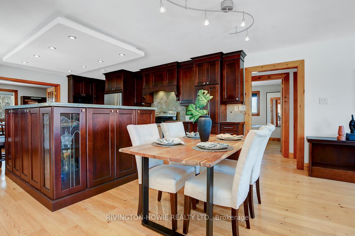 Photo 13 of 1201 Thomas A Dolan Parkway, Ottawa, Dunrobin — HOMEH