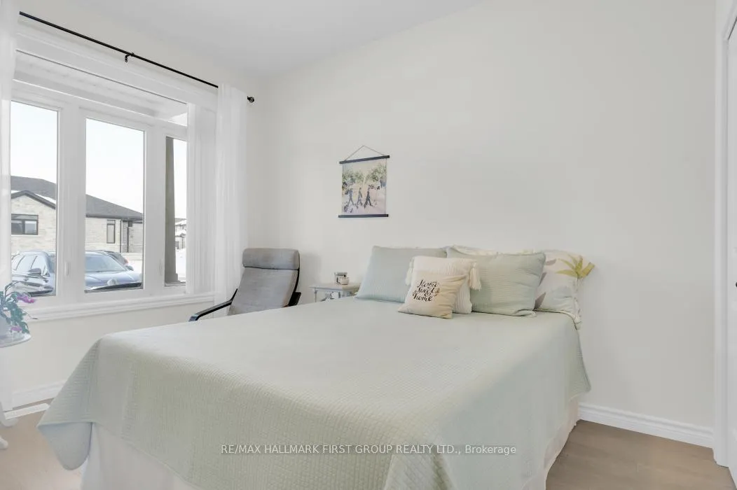 Photo 7 of 114 Athabaska Drive, Belleville, Thurlow Ward — HOMEH
