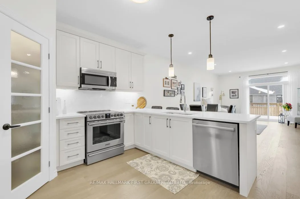 Photo 9 of 114 Athabaska Drive, Belleville, Thurlow Ward — HOMEH