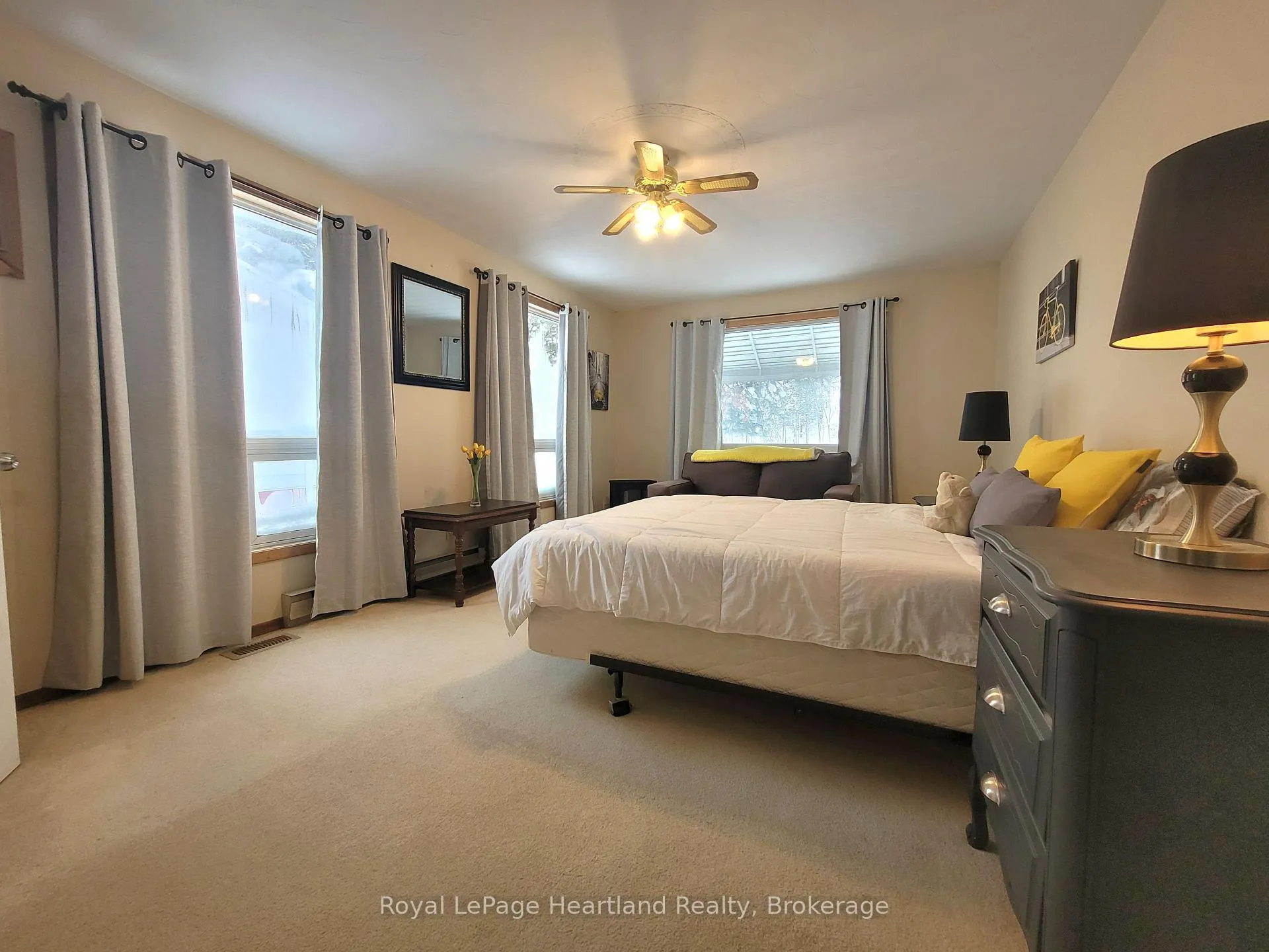 Photo 9 of 28 Briarwood Crescent, North Huron, Wingham — HOMEH