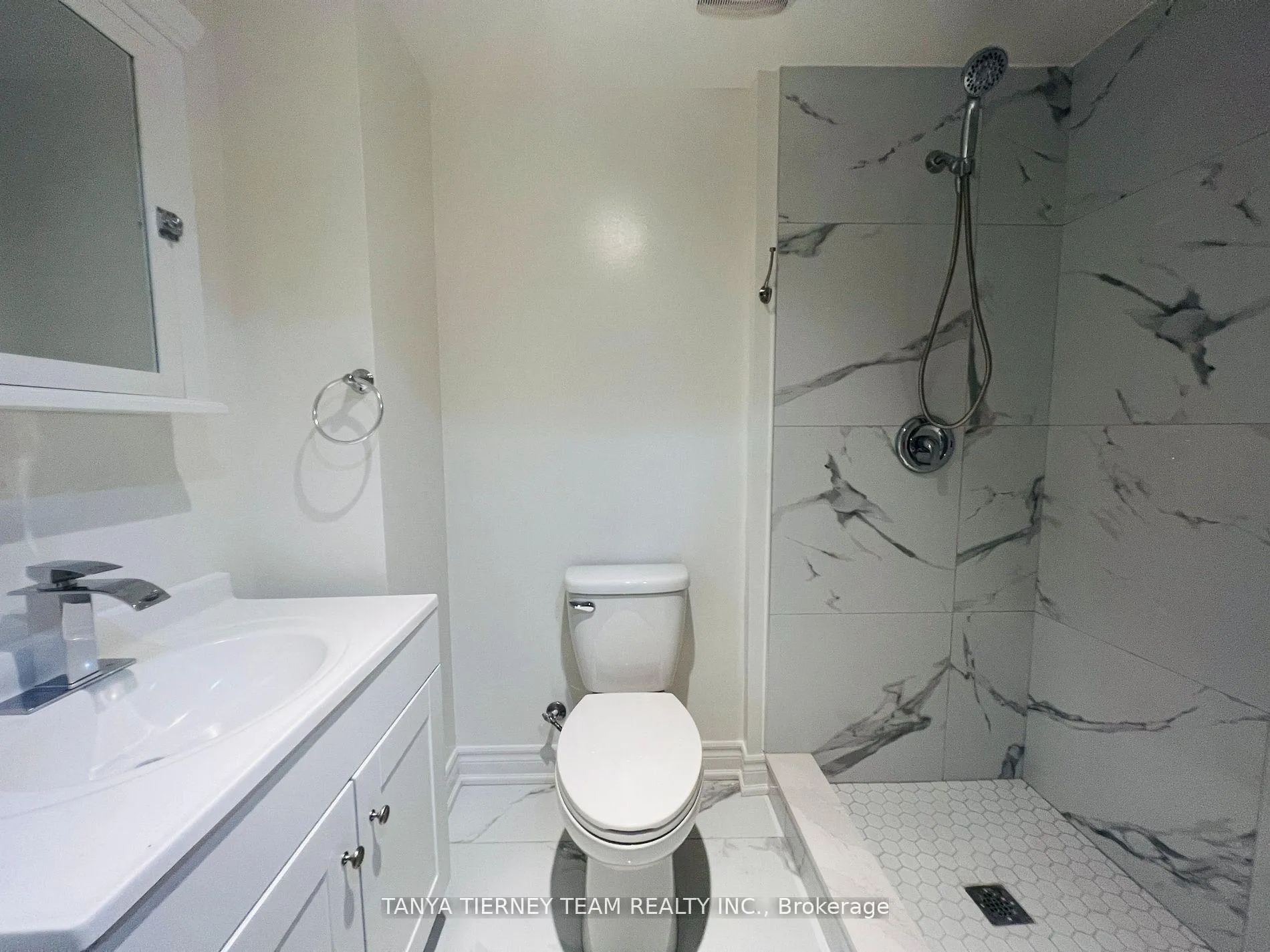 Photo 7 of Unit Lower, 212 Glen Hill Drive, Whitby, Blue Grass Meadows — HOMEH