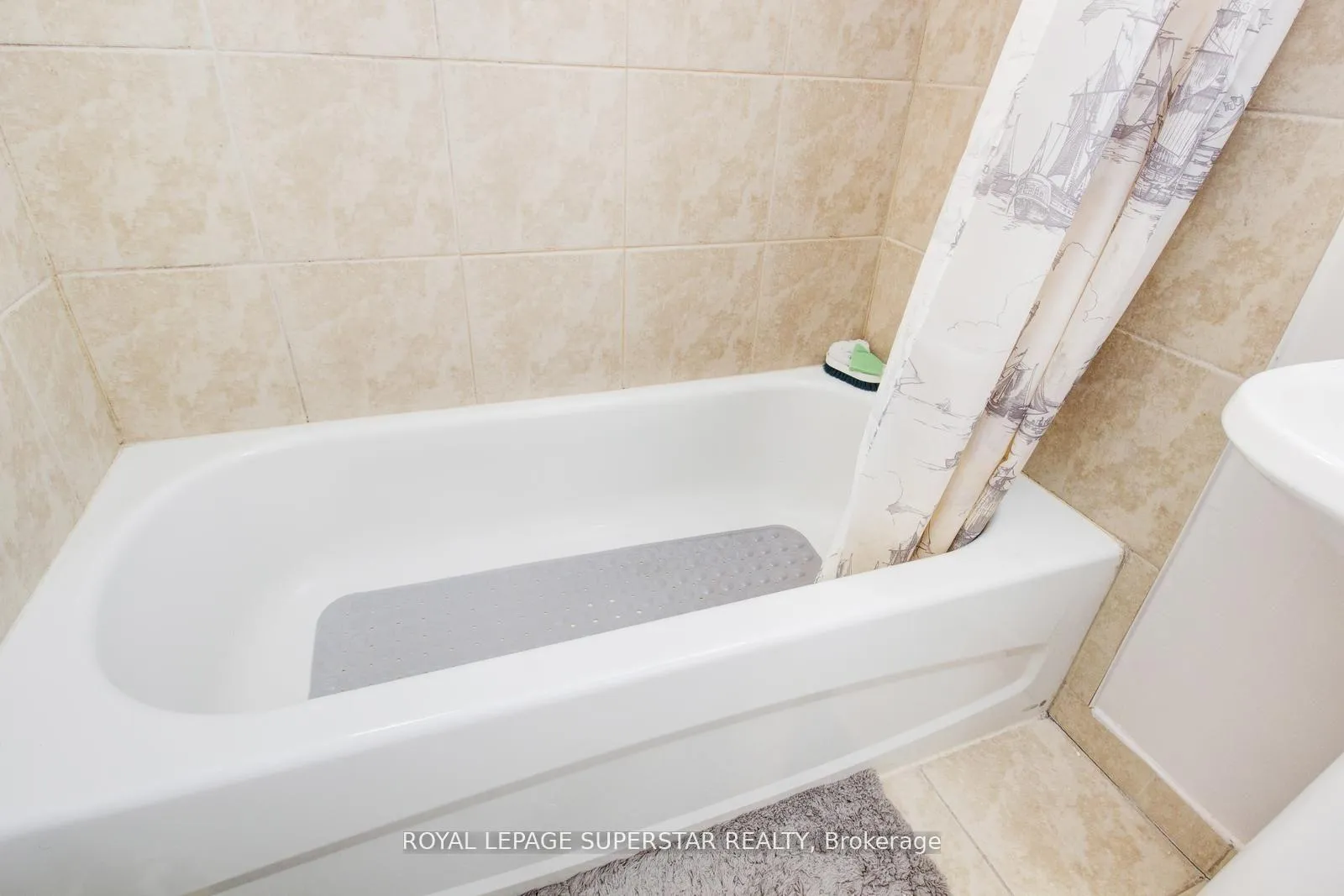 Photo 37 of Unit 201, 57 Mericourt Road, Hamilton, Ainslie Wood — HOMEH