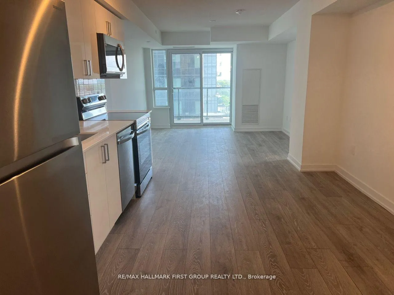 Photo 2 of Unit 904, 1455 Celebration Drive, Pickering, Bay Ridges — HOMEH