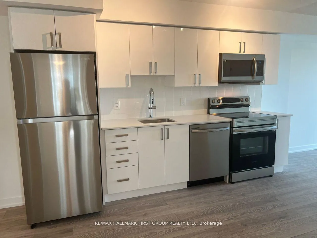 Photo 12 of Unit 904, 1455 Celebration Drive, Pickering, Bay Ridges — HOMEH