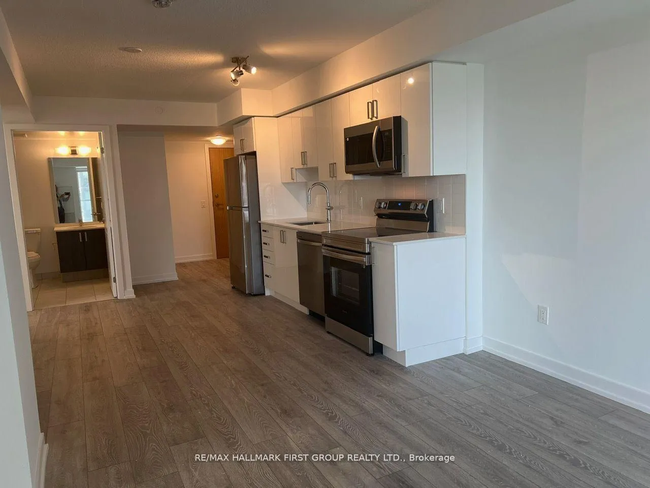 Photo 16 of Unit 904, 1455 Celebration Drive, Pickering, Bay Ridges — HOMEH