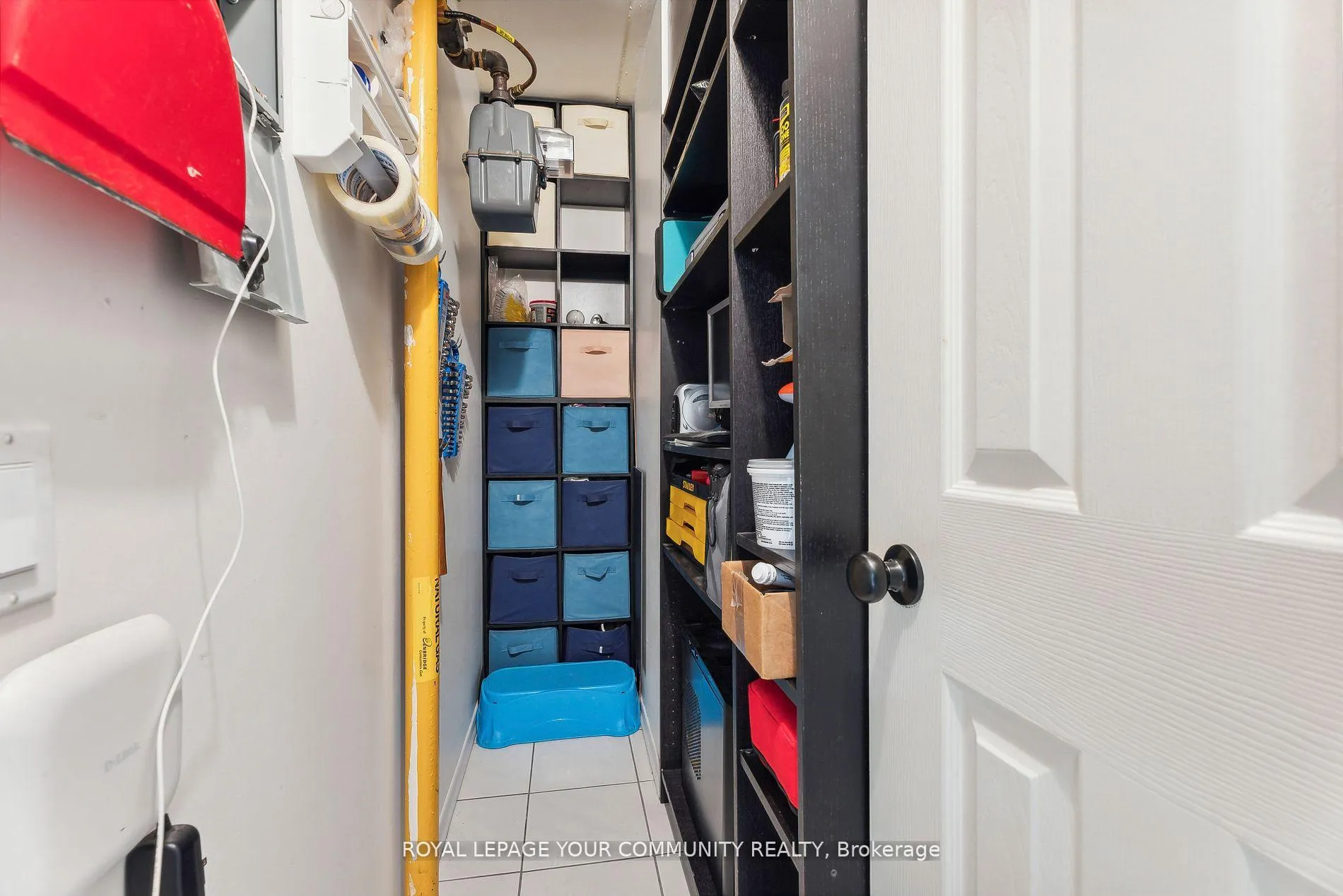 Photo 26 of Unit 202, 160 Wellington Street E, Aurora, Aurora Village — HOMEH