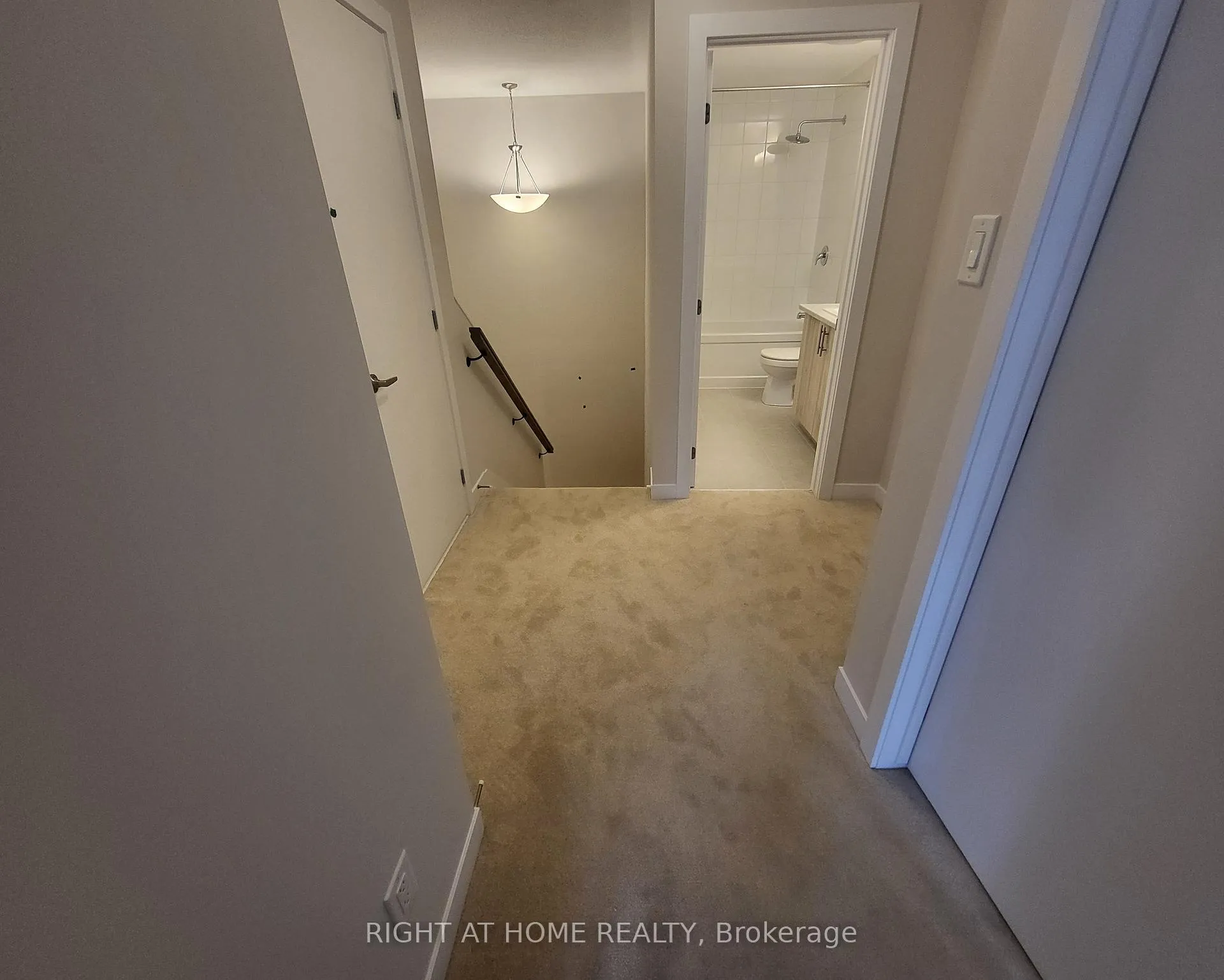 Photo 13 of 221 Speckled Alder Row, Ottawa, Barrhaven - Half Moon Bay — HOMEH