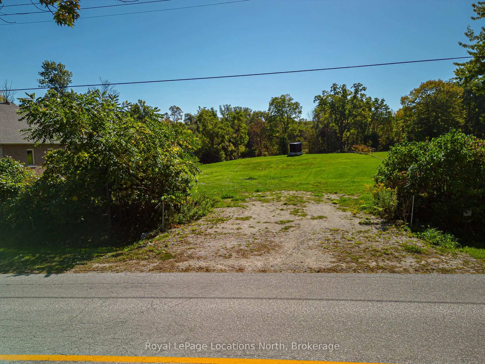 Photo 3 of 7639 36/37 Nottawasaga Side Road, Clearview, Nottawa — HOMEH