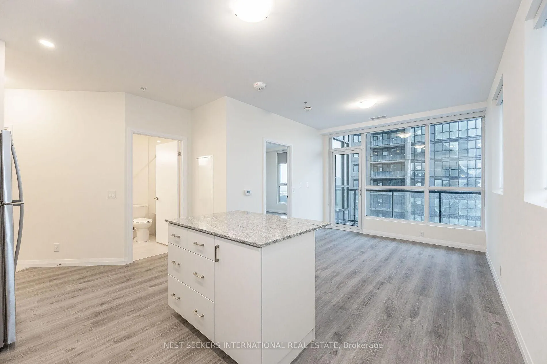 Photo 2 of Unit 907, 104 Garment Street, Kitchener, City Commercial Core — HOMEH