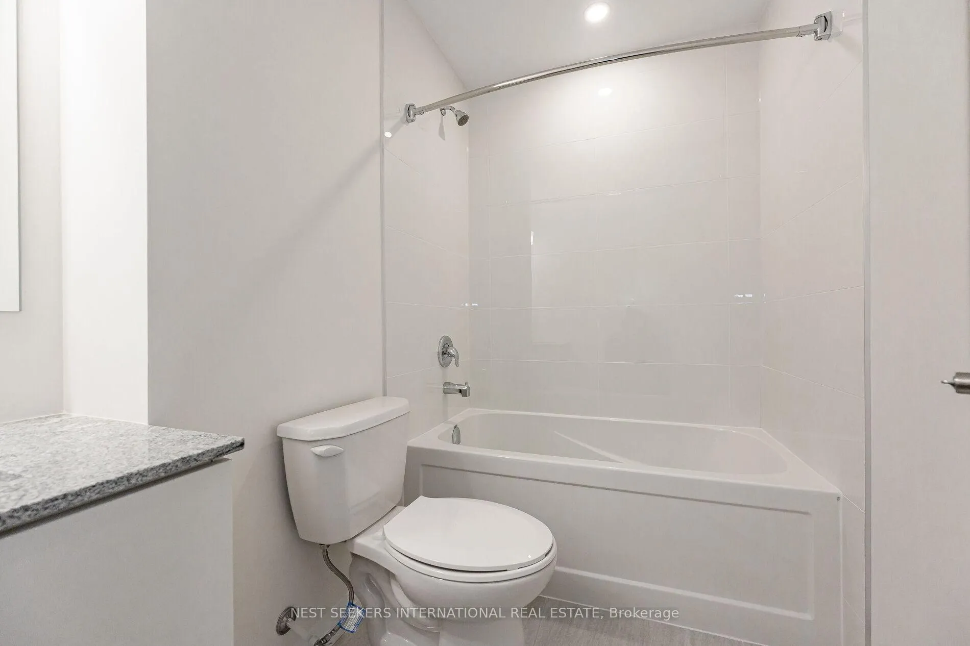 Photo 24 of Unit 907, 104 Garment Street, Kitchener, City Commercial Core — HOMEH