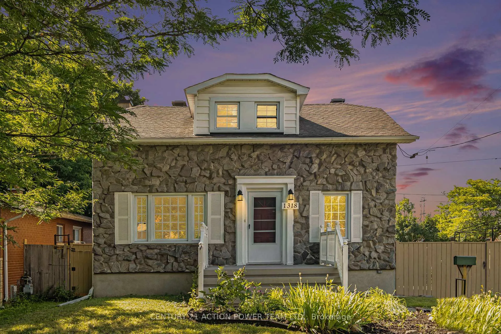 Photo 6 of 1318 Brookline Avenue, Ottawa, Ellwood — HOMEH