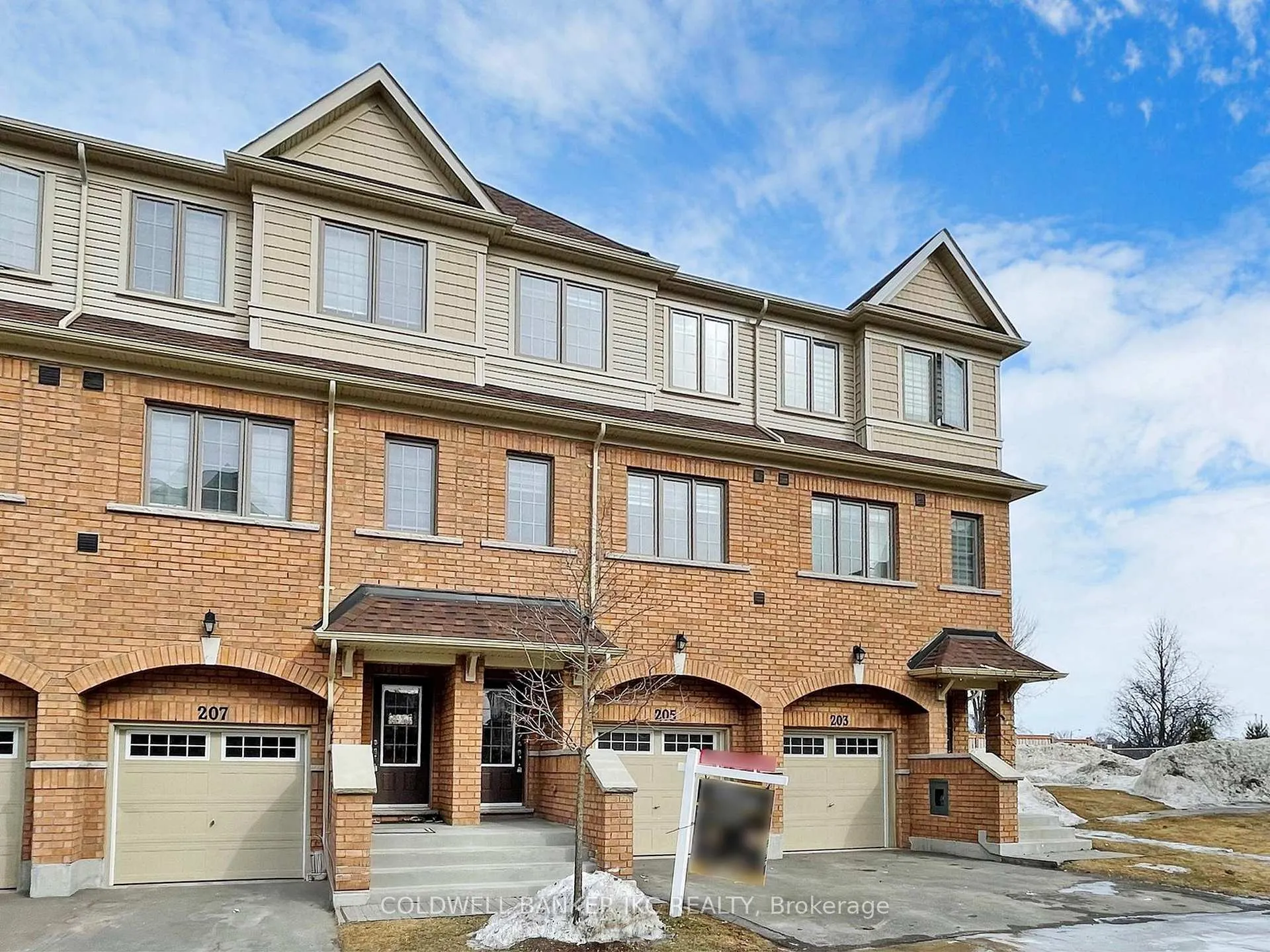 Photo 1 of 205 Danzatore Path, Oshawa, Windfields — HOMEH