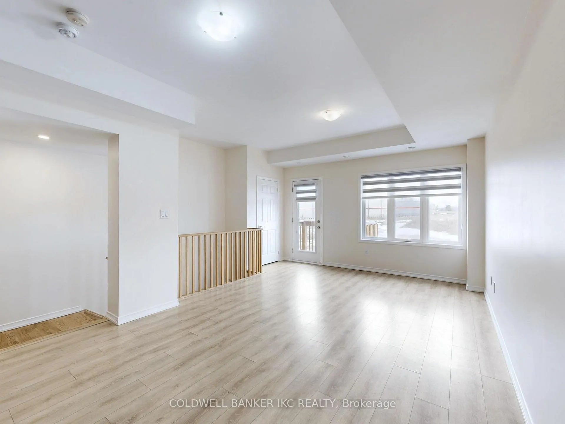 Photo 3 of 205 Danzatore Path, Oshawa, Windfields — HOMEH