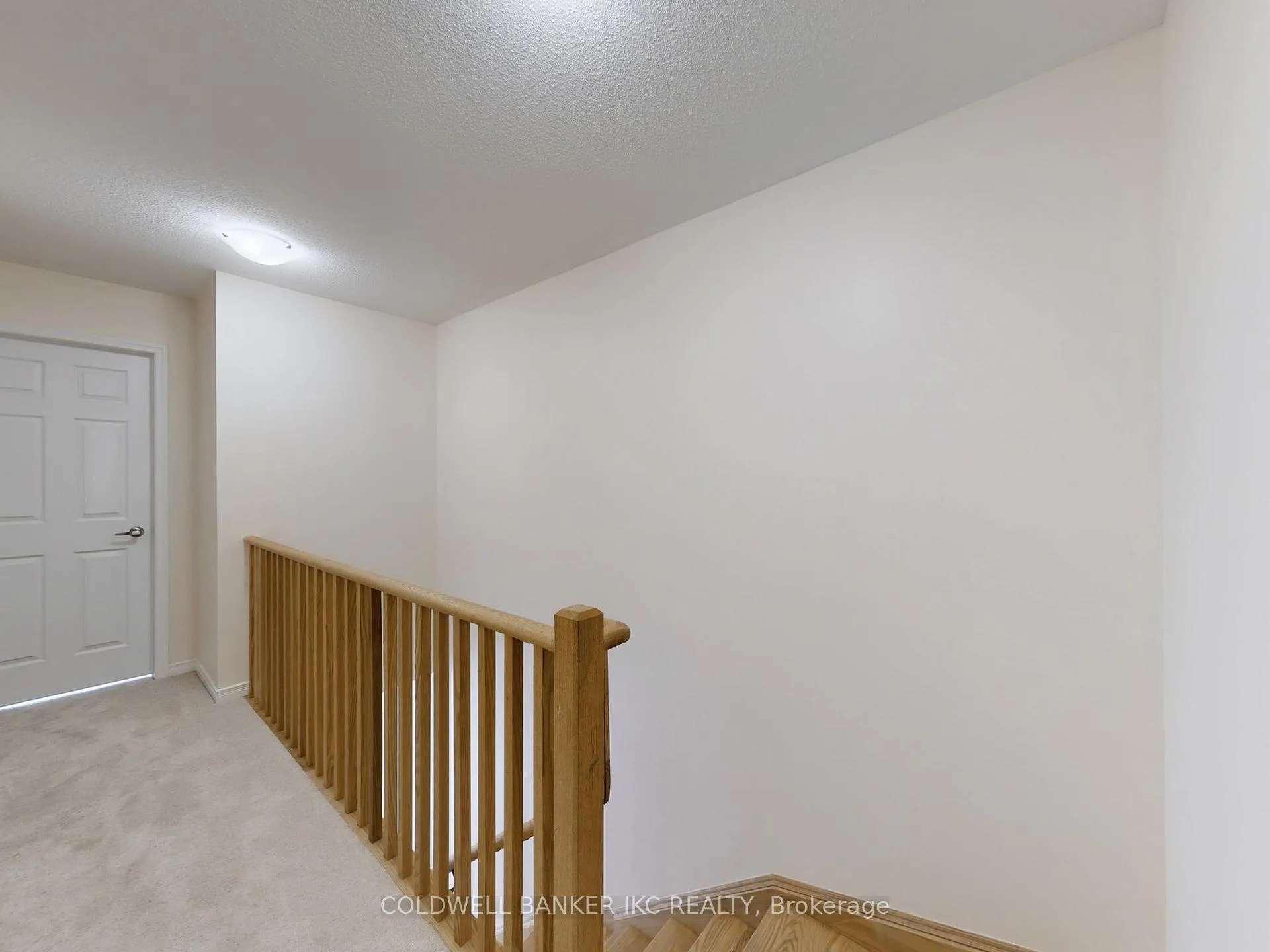 Photo 10 of 205 Danzatore Path, Oshawa, Windfields — HOMEH