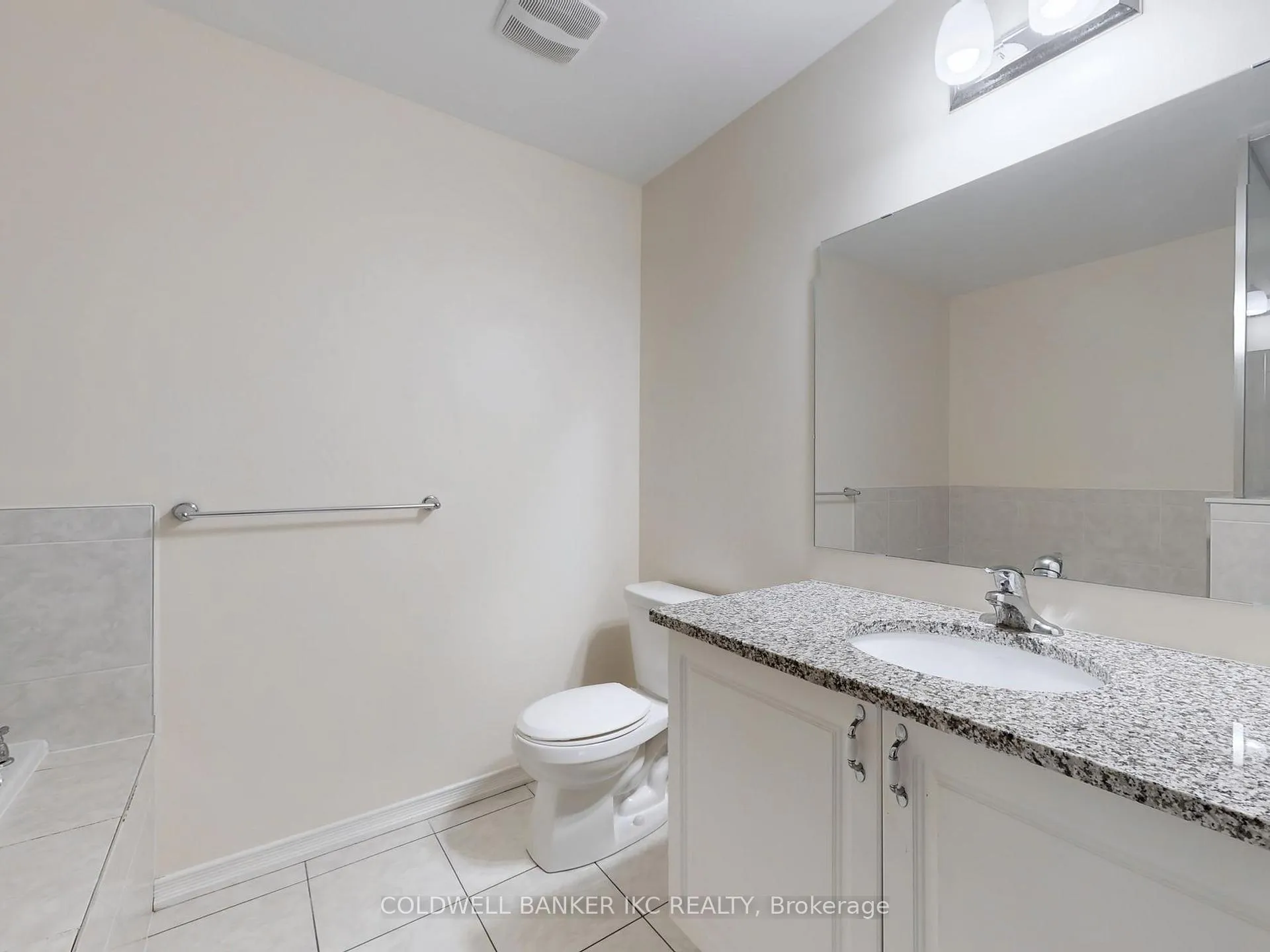 Photo 15 of 205 Danzatore Path, Oshawa, Windfields — HOMEH