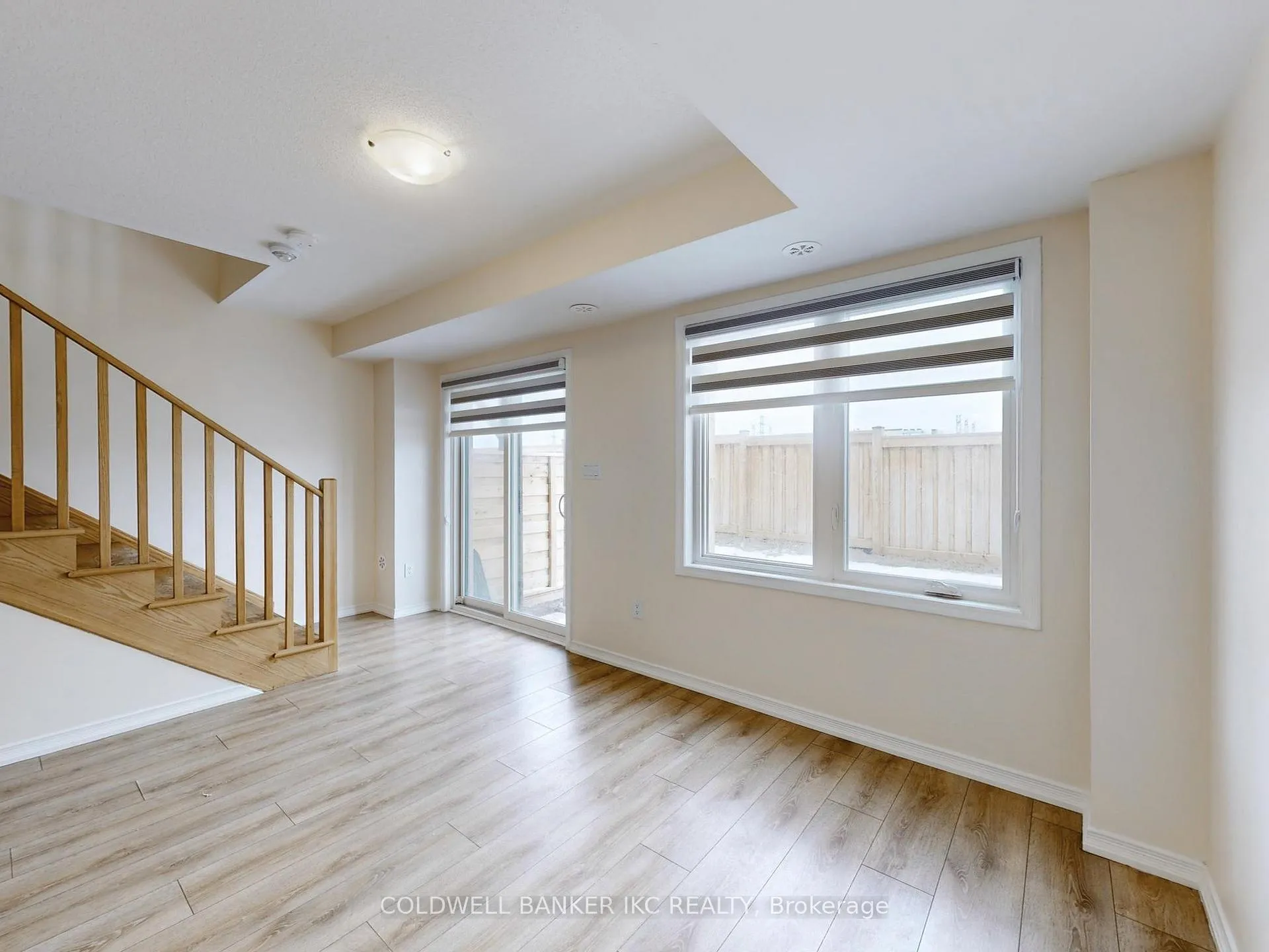 Photo 22 of 205 Danzatore Path, Oshawa, Windfields — HOMEH