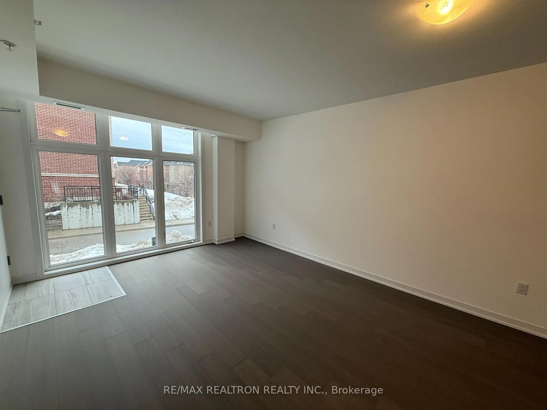 Photo 7 of Unit 5, 184 Angus Drive, Ajax, Central — HOMEH