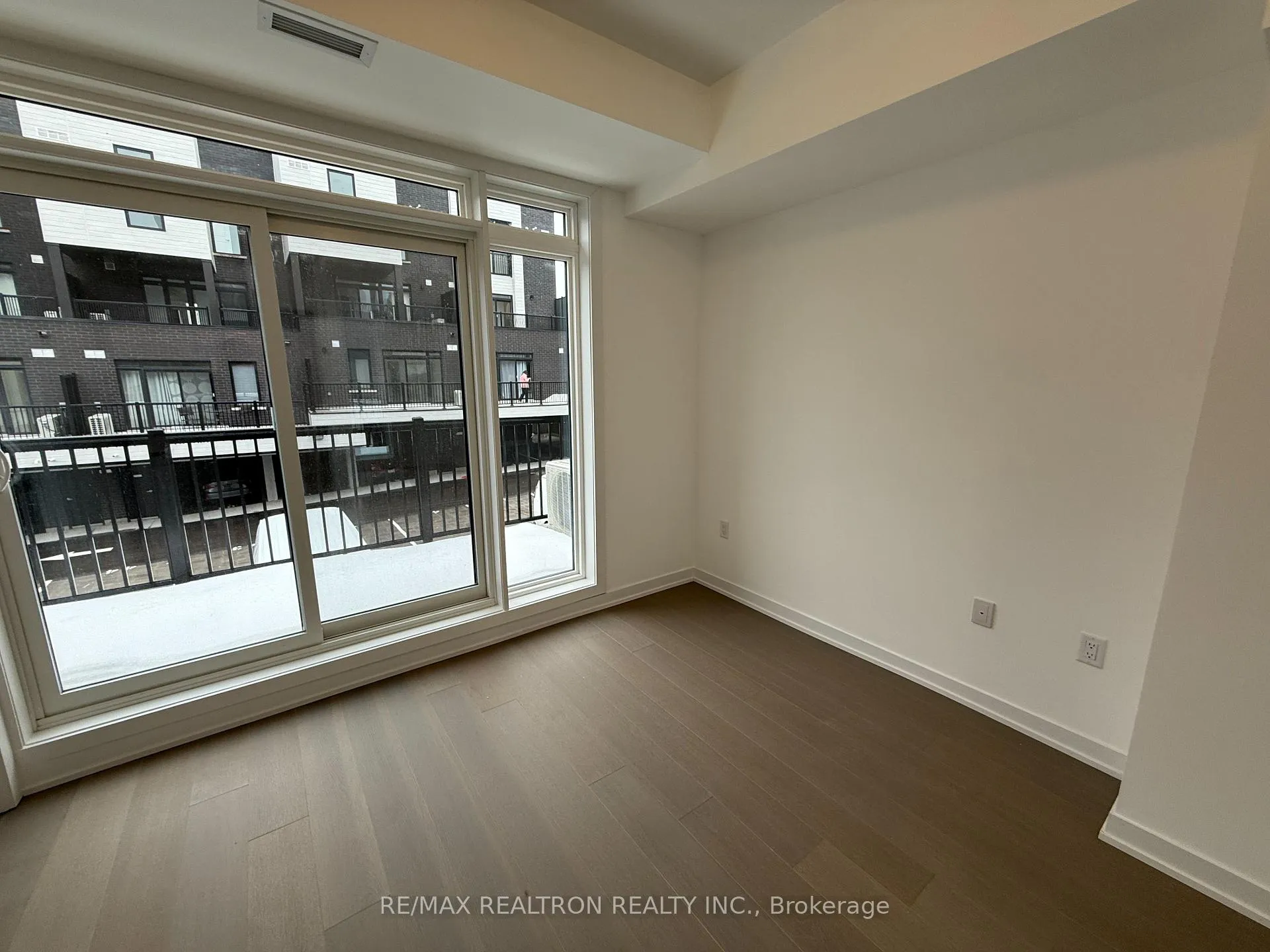 Photo 8 of Unit 5, 184 Angus Drive, Ajax, Central — HOMEH
