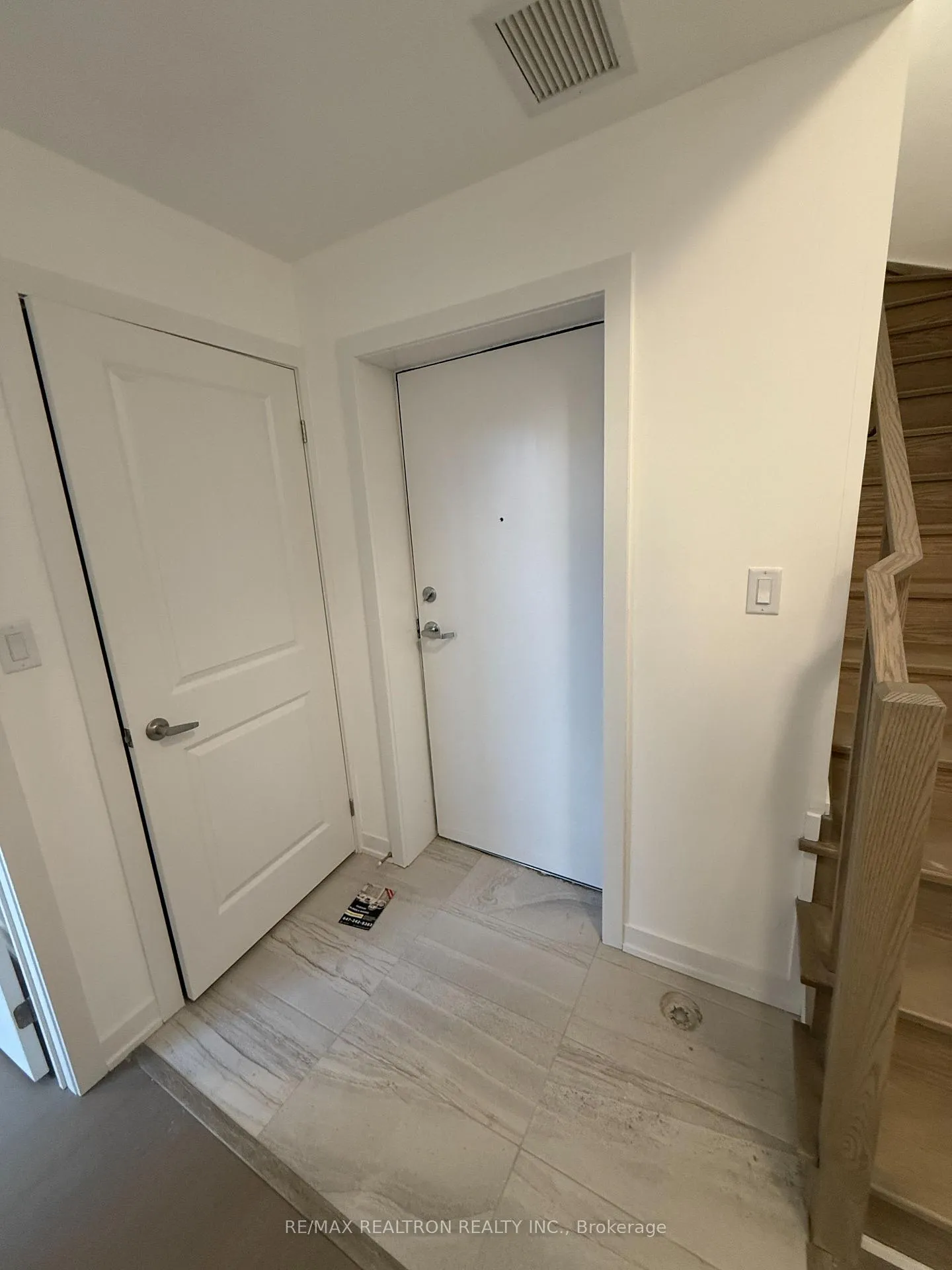 Photo 23 of Unit 5, 184 Angus Drive, Ajax, Central — HOMEH
