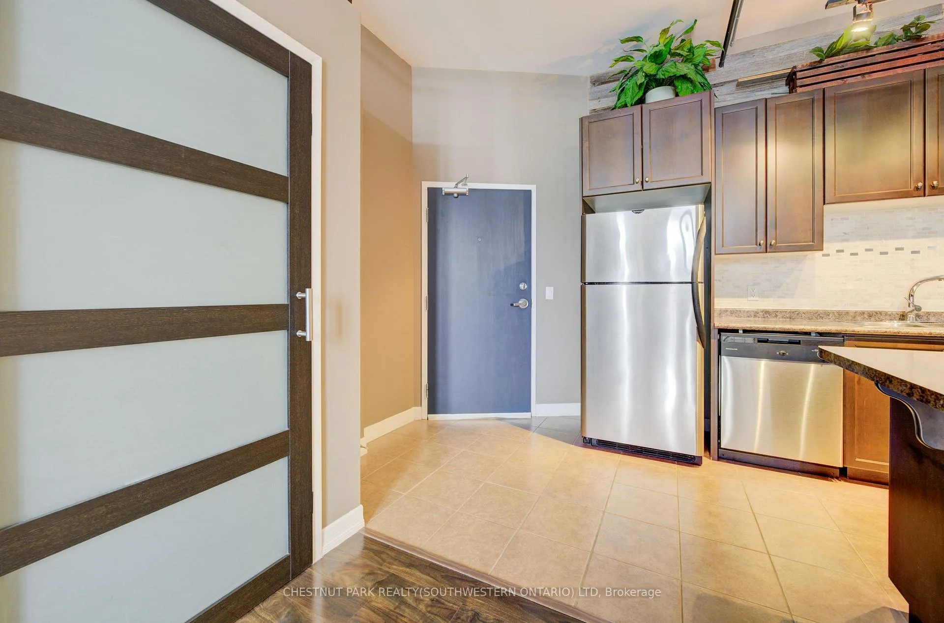 Photo 4 of Unit 506, 120 Mansion Street, Kitchener — HOMEH