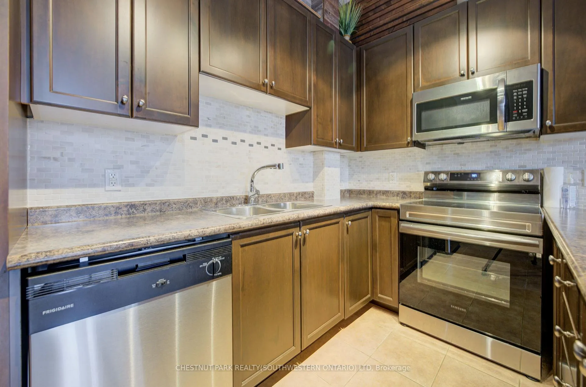 Photo 8 of Unit 506, 120 Mansion Street, Kitchener — HOMEH