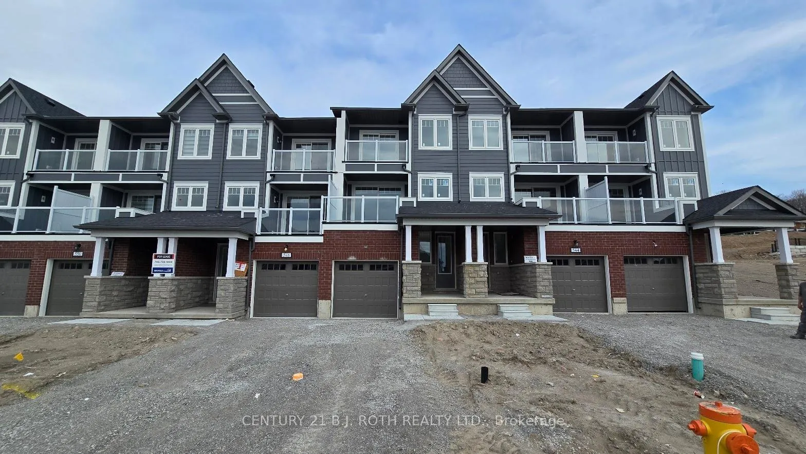 Photo 1 of 546 Hudson Crescent, Midland — HOMEH