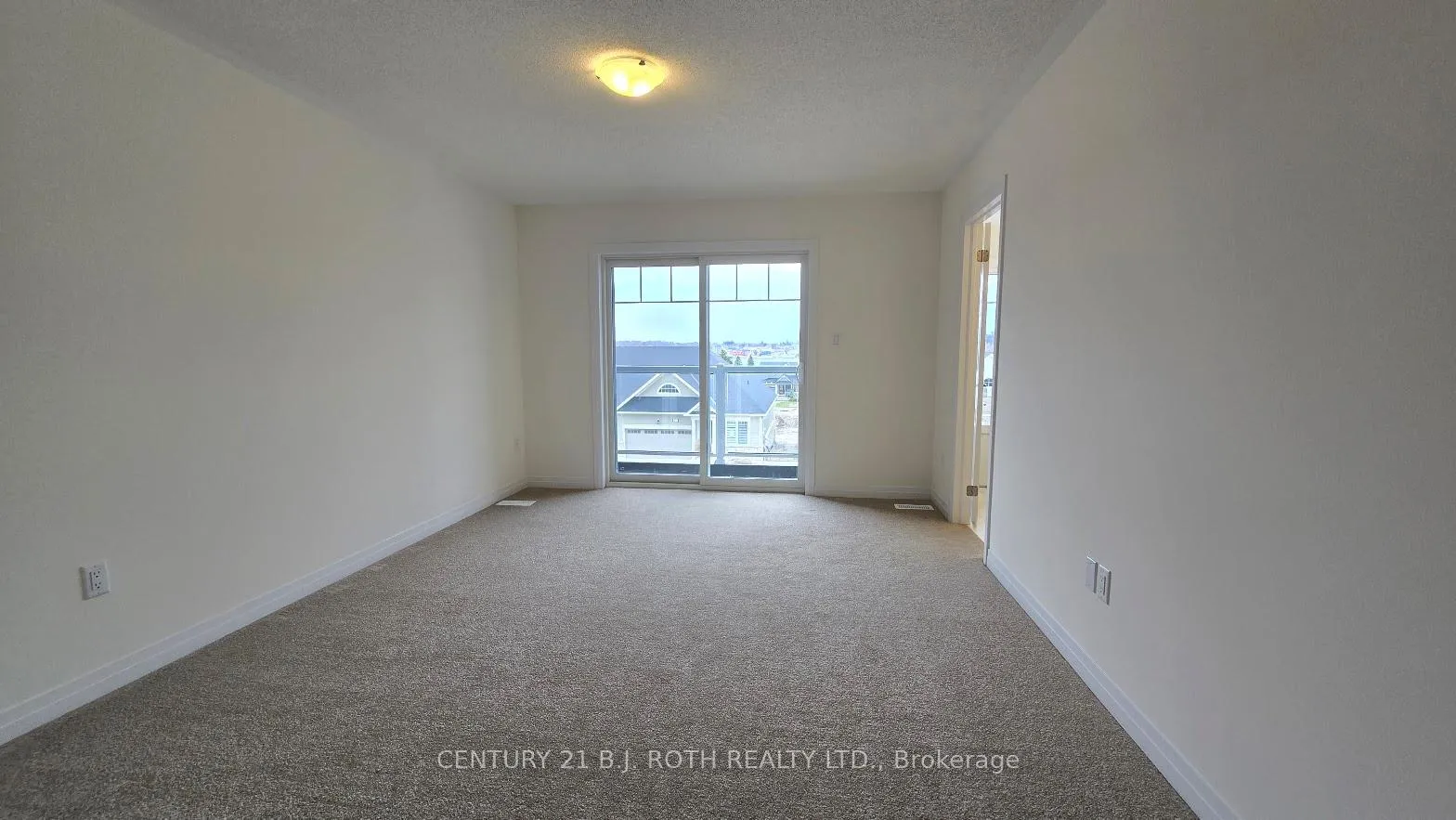 Photo 13 of 546 Hudson Crescent, Midland — HOMEH