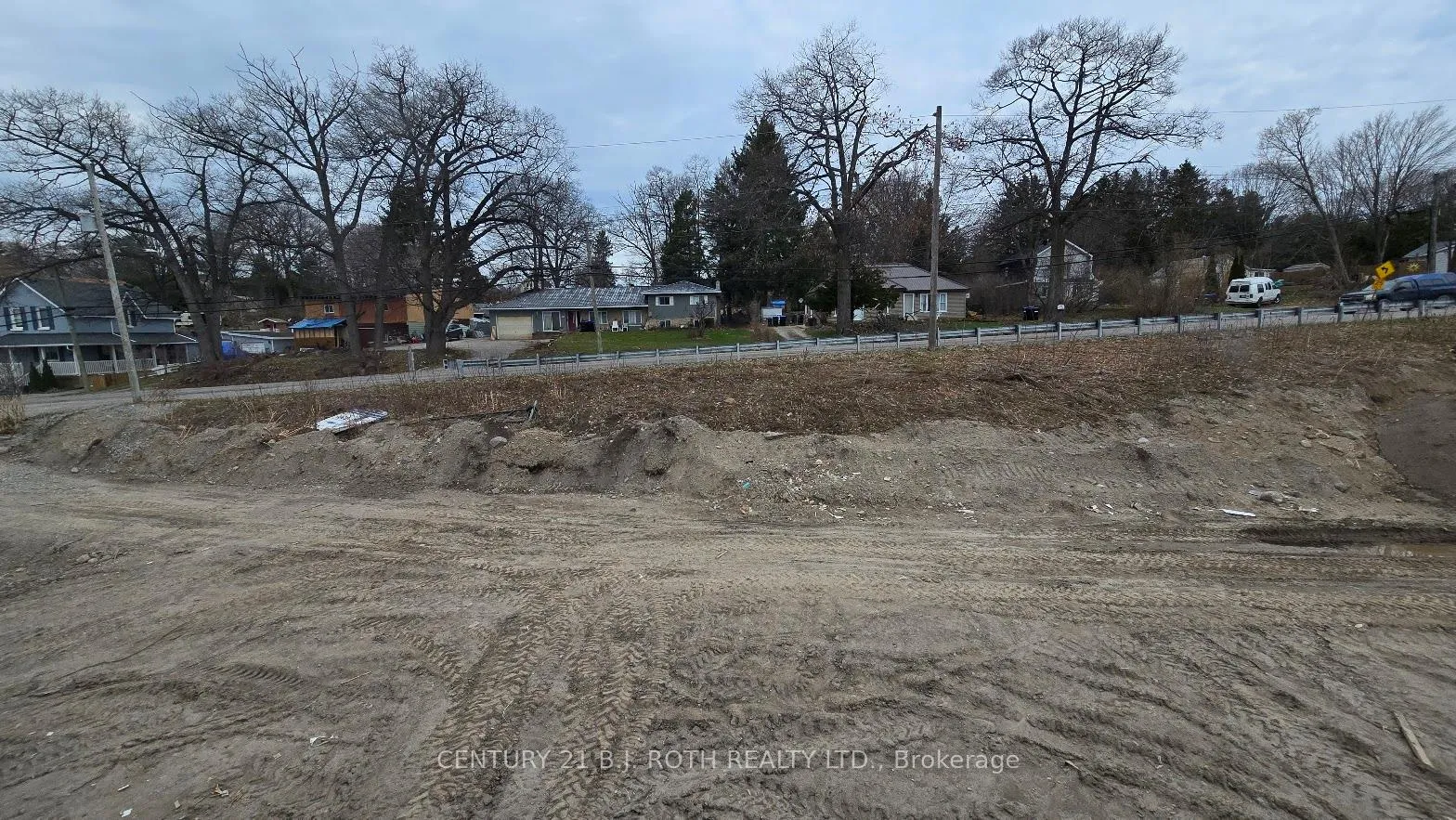 Photo 25 of 546 Hudson Crescent, Midland — HOMEH
