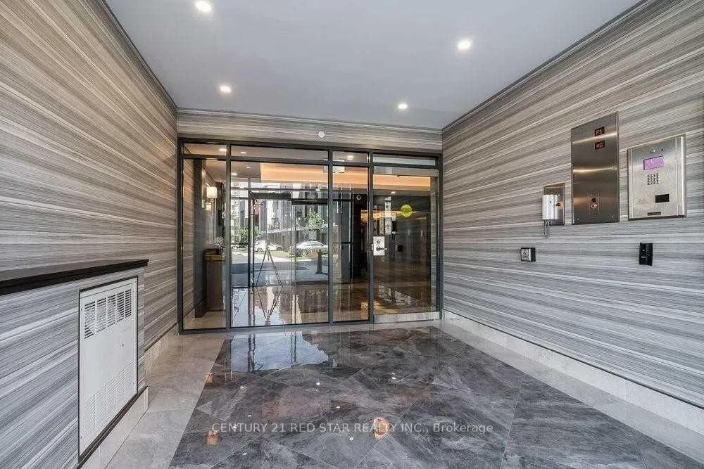 Photo 3 of Unit 514, 101 Shoreview Place, Hamilton, Stoney Creek — HOMEH