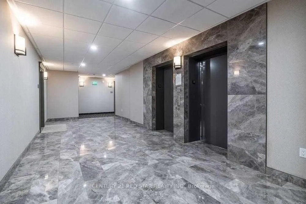 Photo 5 of Unit 514, 101 Shoreview Place, Hamilton, Stoney Creek — HOMEH