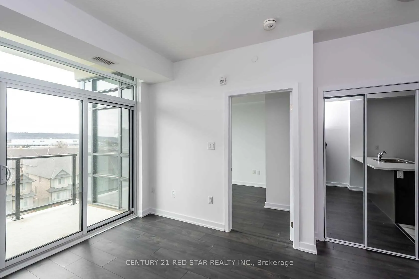 Photo 18 of Unit 514, 101 Shoreview Place, Hamilton, Stoney Creek — HOMEH