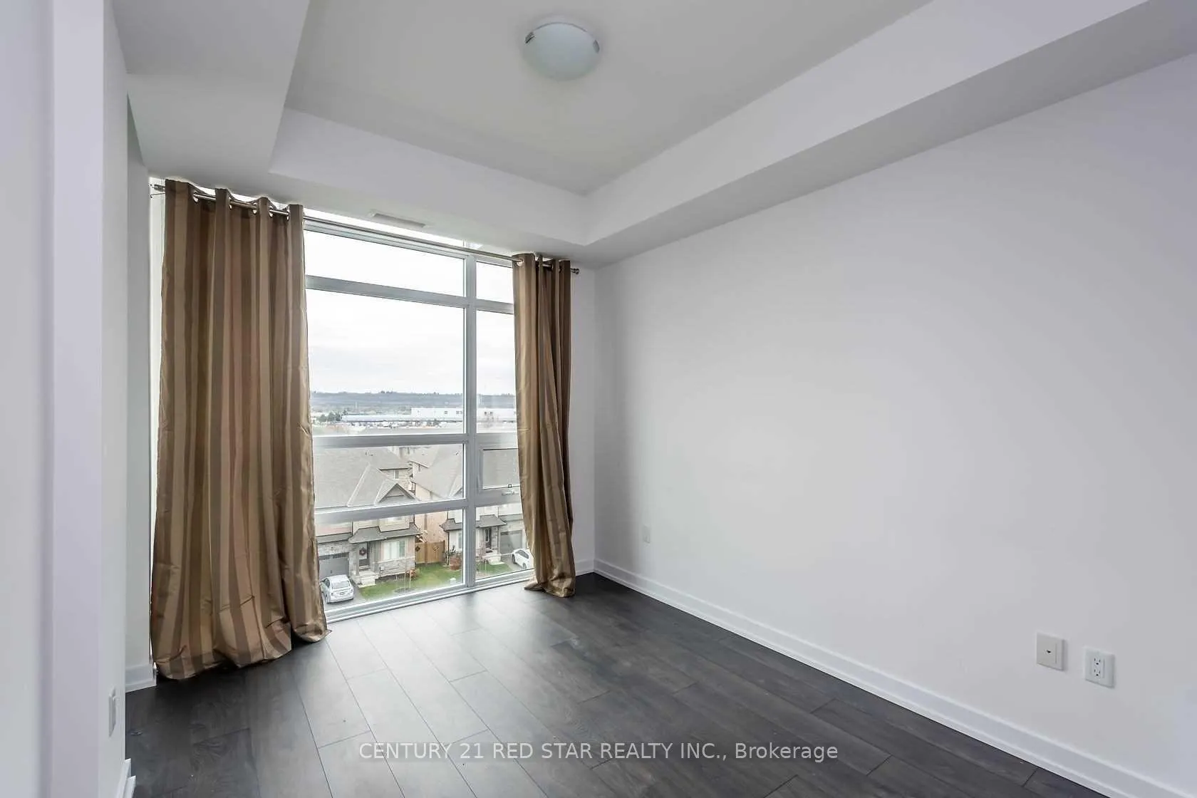 Photo 19 of Unit 514, 101 Shoreview Place, Hamilton, Stoney Creek — HOMEH