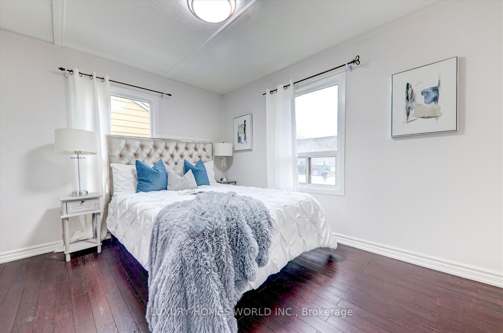 Photo 14 of 26 Queen Street, Ajax, Central — HOMEH
